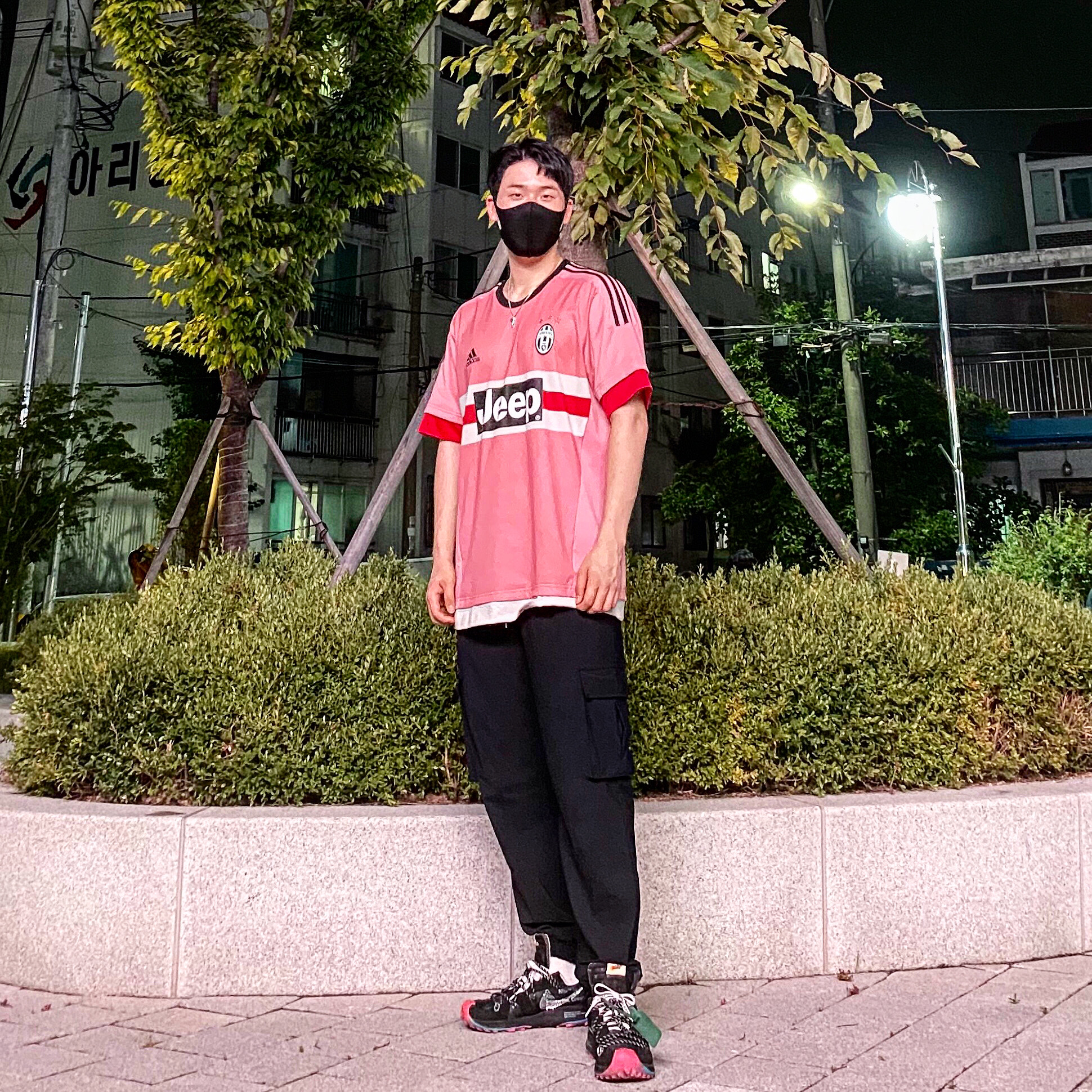 (W) Nike x Off-White Zoom Terra Kiger 5 Black 착용 스타일