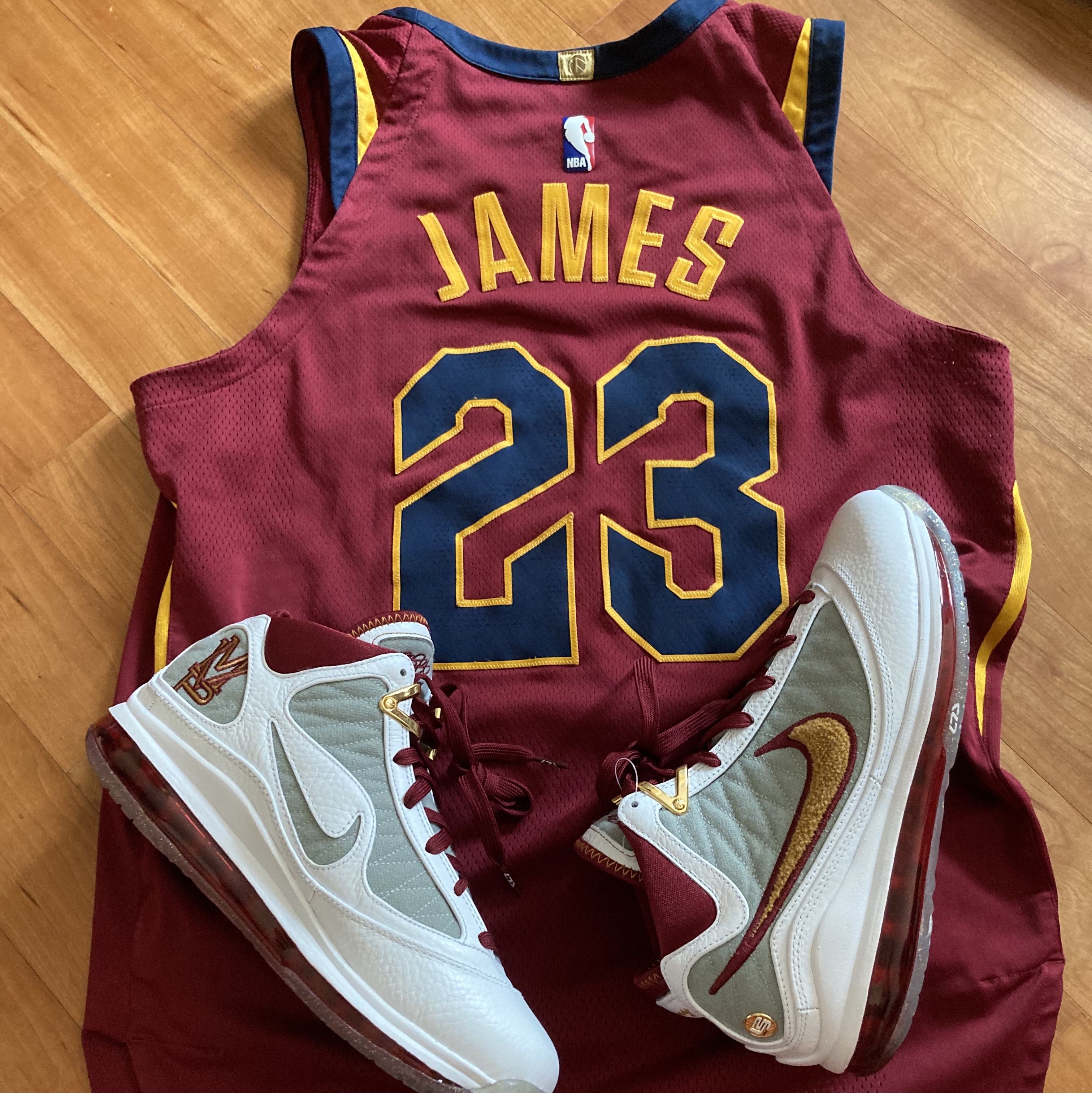 Nike LeBron 7 MVP 2020 착용 스타일