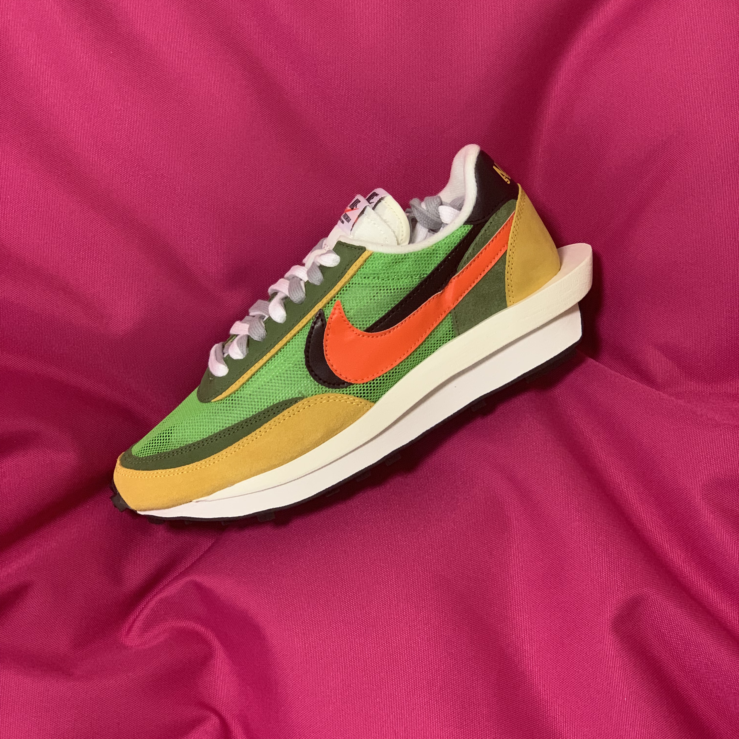 Nike x Sacai LDWaffle Green Multi 착용 스타일