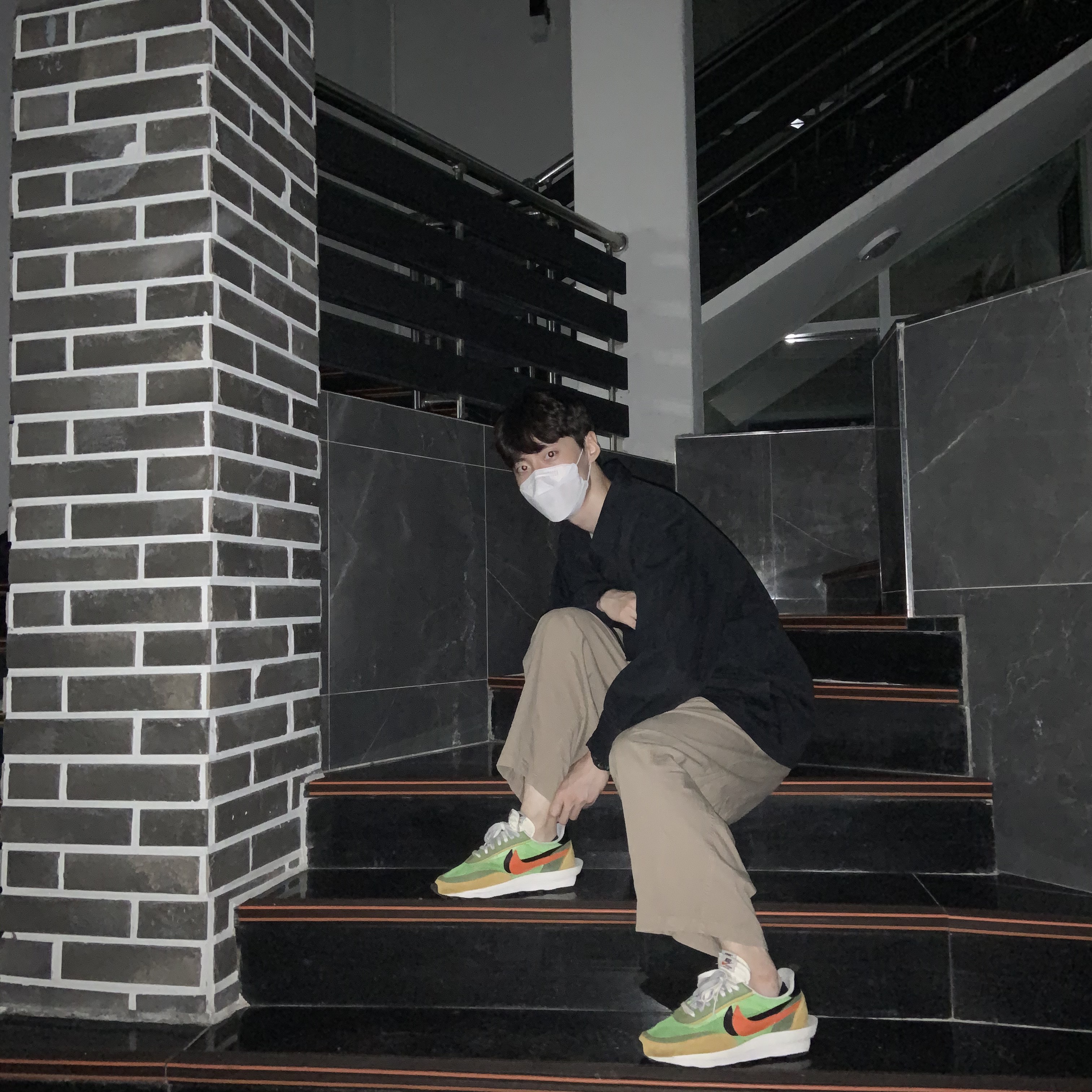 Nike x Sacai LDWaffle Green Multi 착용 스타일