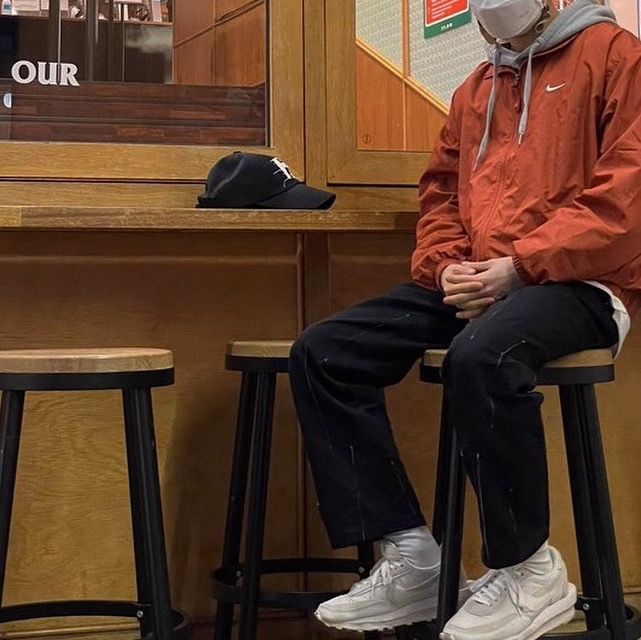 Nike x Sacai LDWaffle White Nylon 착용 스타일
