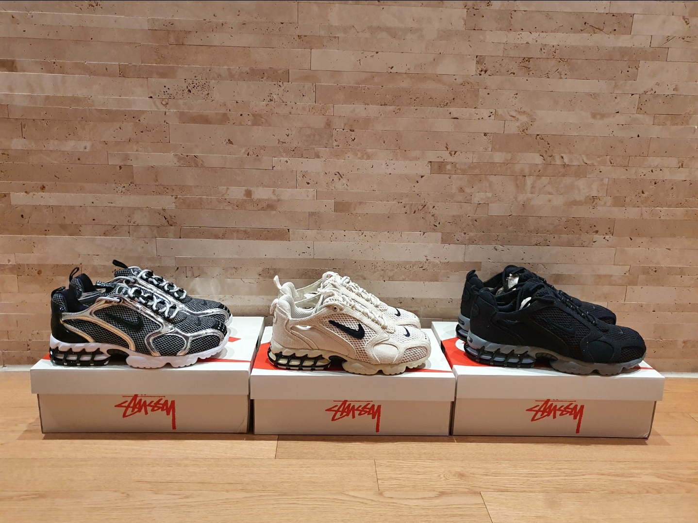 Nike x Stussy Air Zoom Spiridon Cage 2 Fossil, Nike x Stussy Air Zoom Spiridon Cage 2 Black 착용 스타일