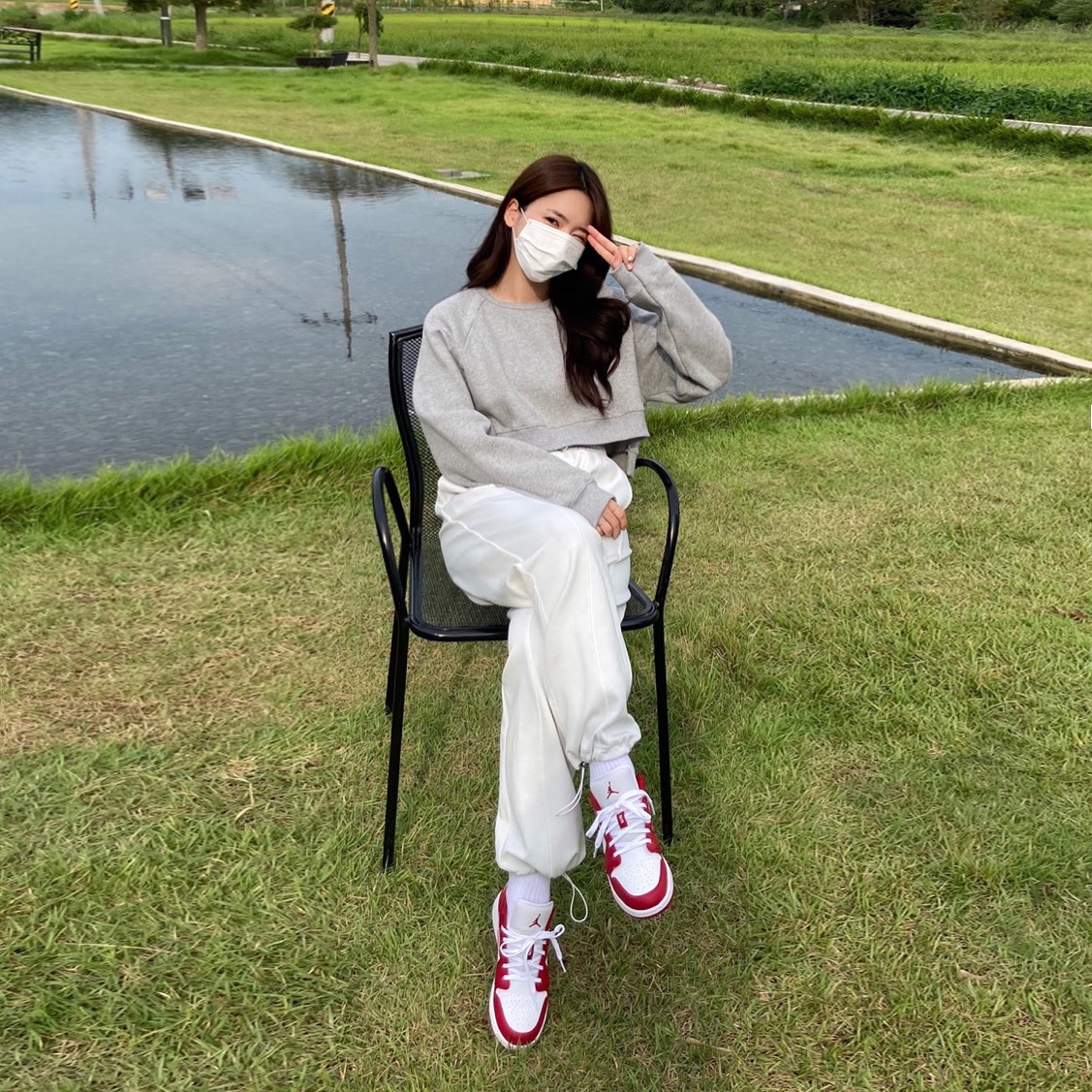 (GS) Jordan 1 Low Gym Red White 착용 스타일 - 1