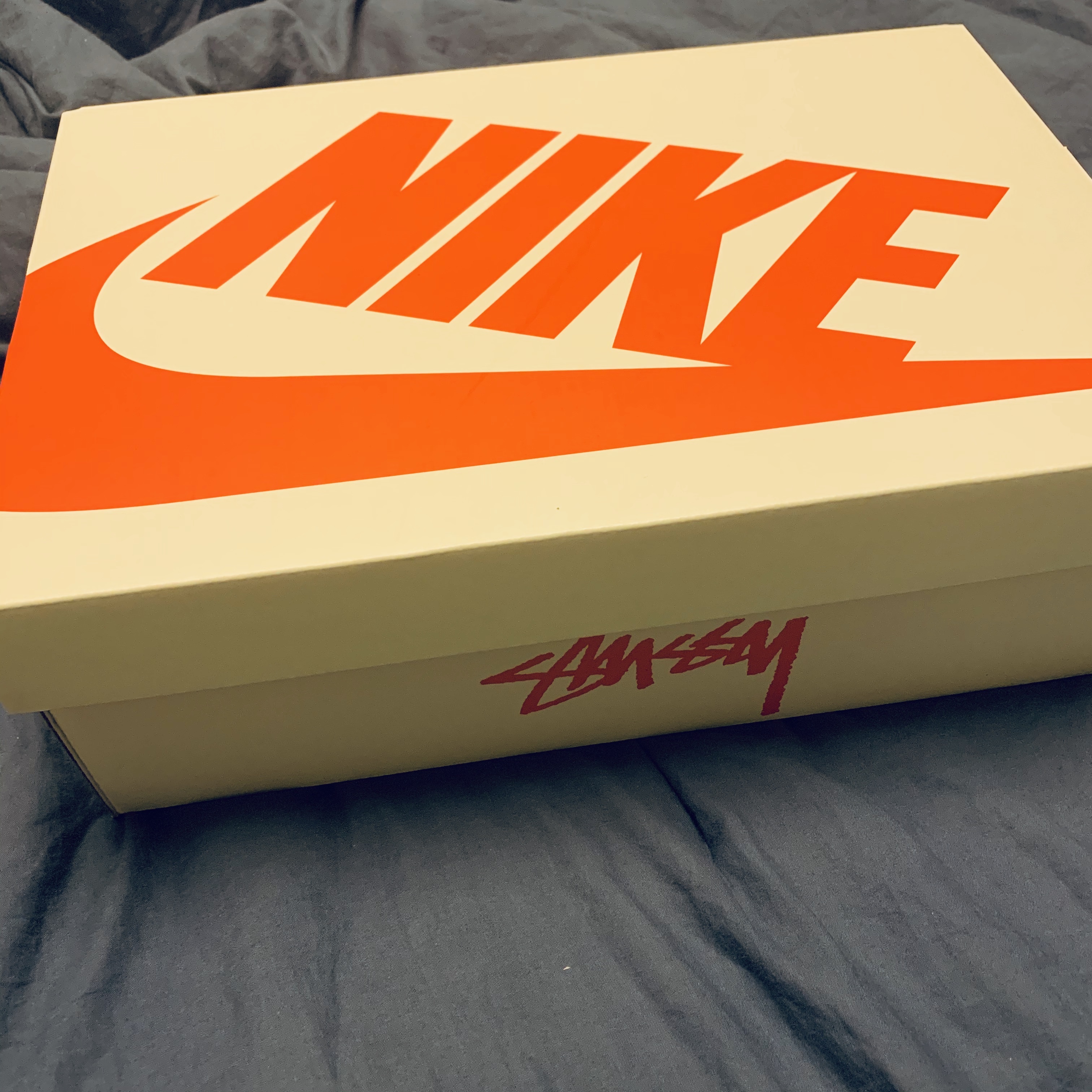 Nike x Stussy Air Zoom Spiridon Cage 2 Fossil 착용 스타일 - 2