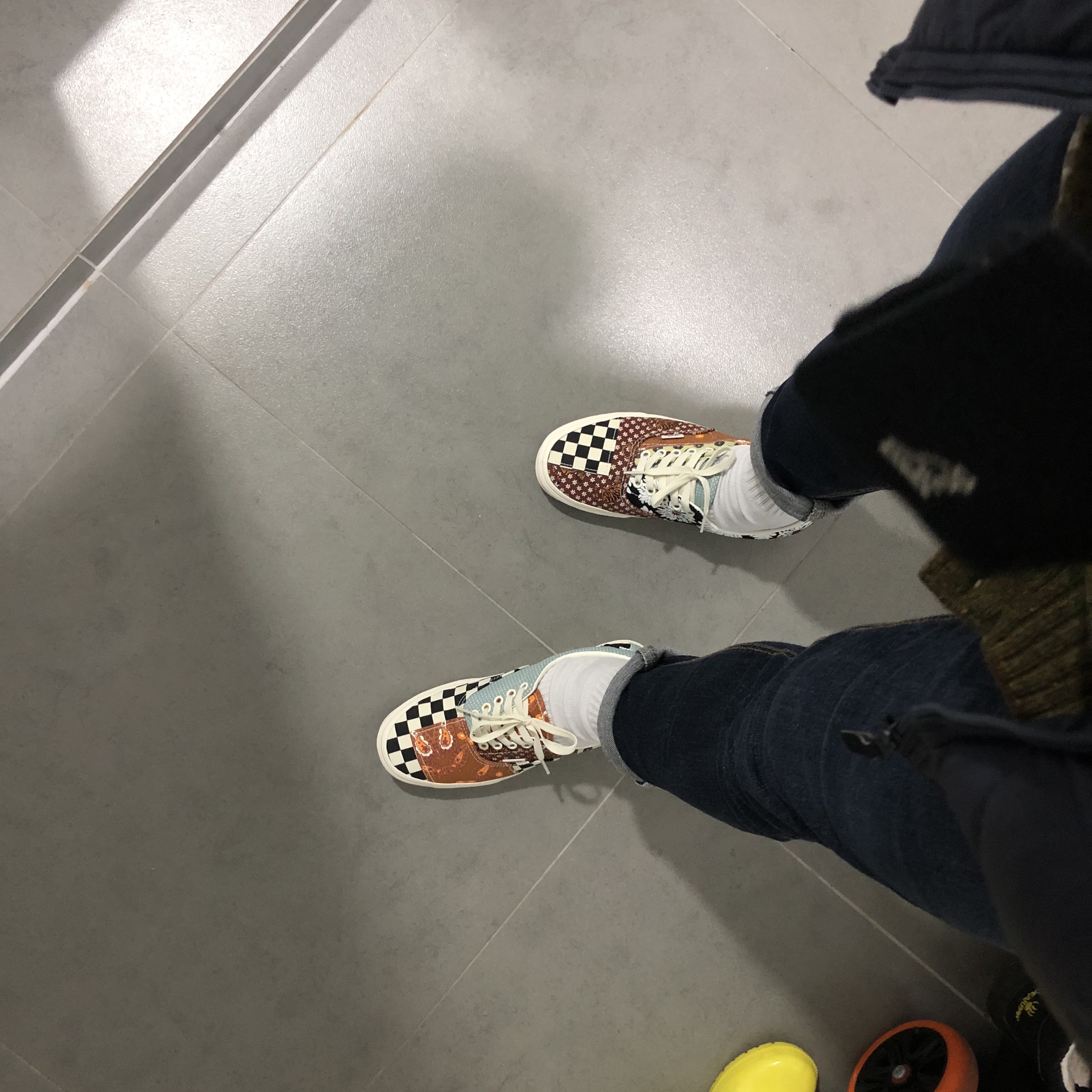 Vans Era Tiger Patchwork 착용 스타일 - 3
