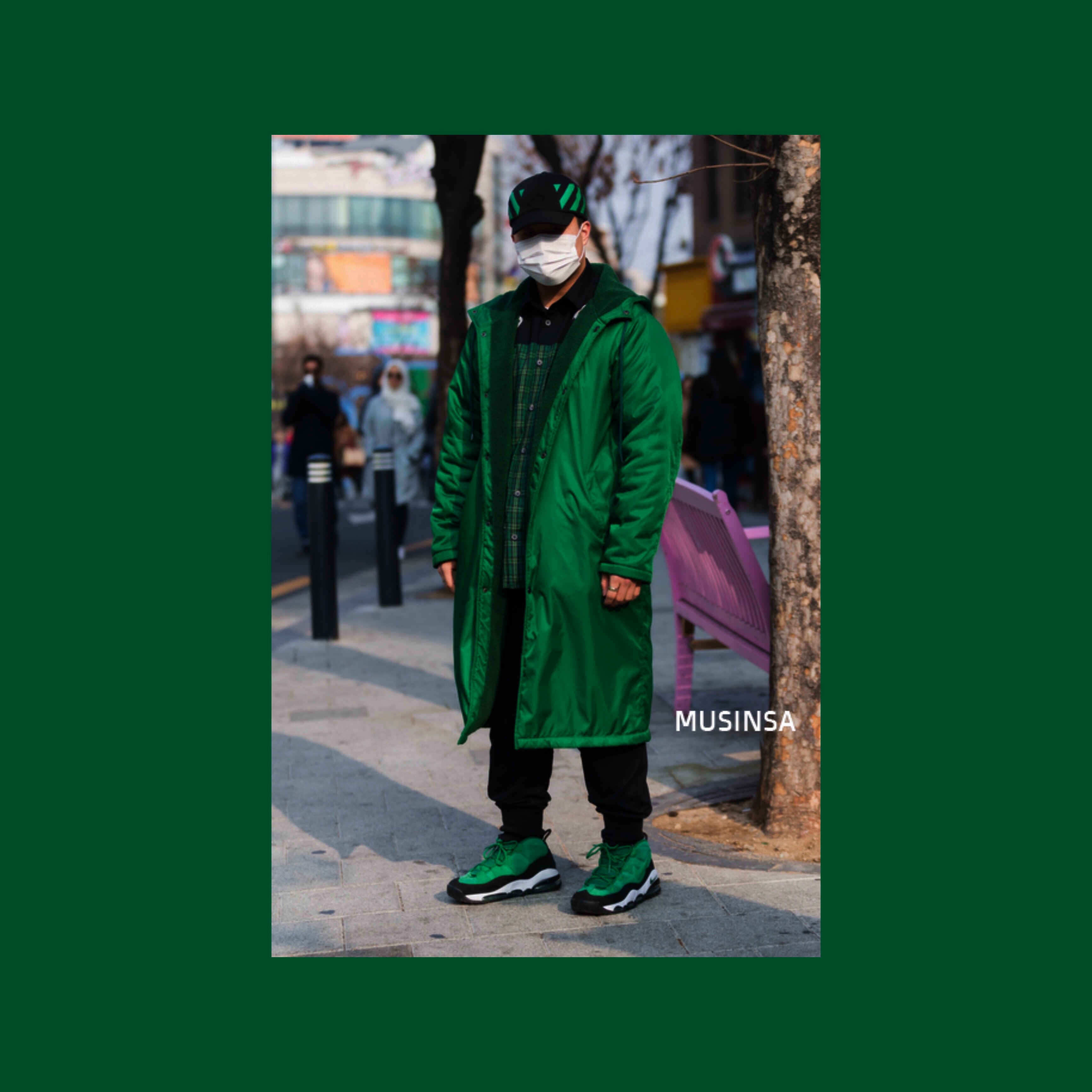 Jordan 11 Retro Low Green Snakeskin 착용 스타일 - 3