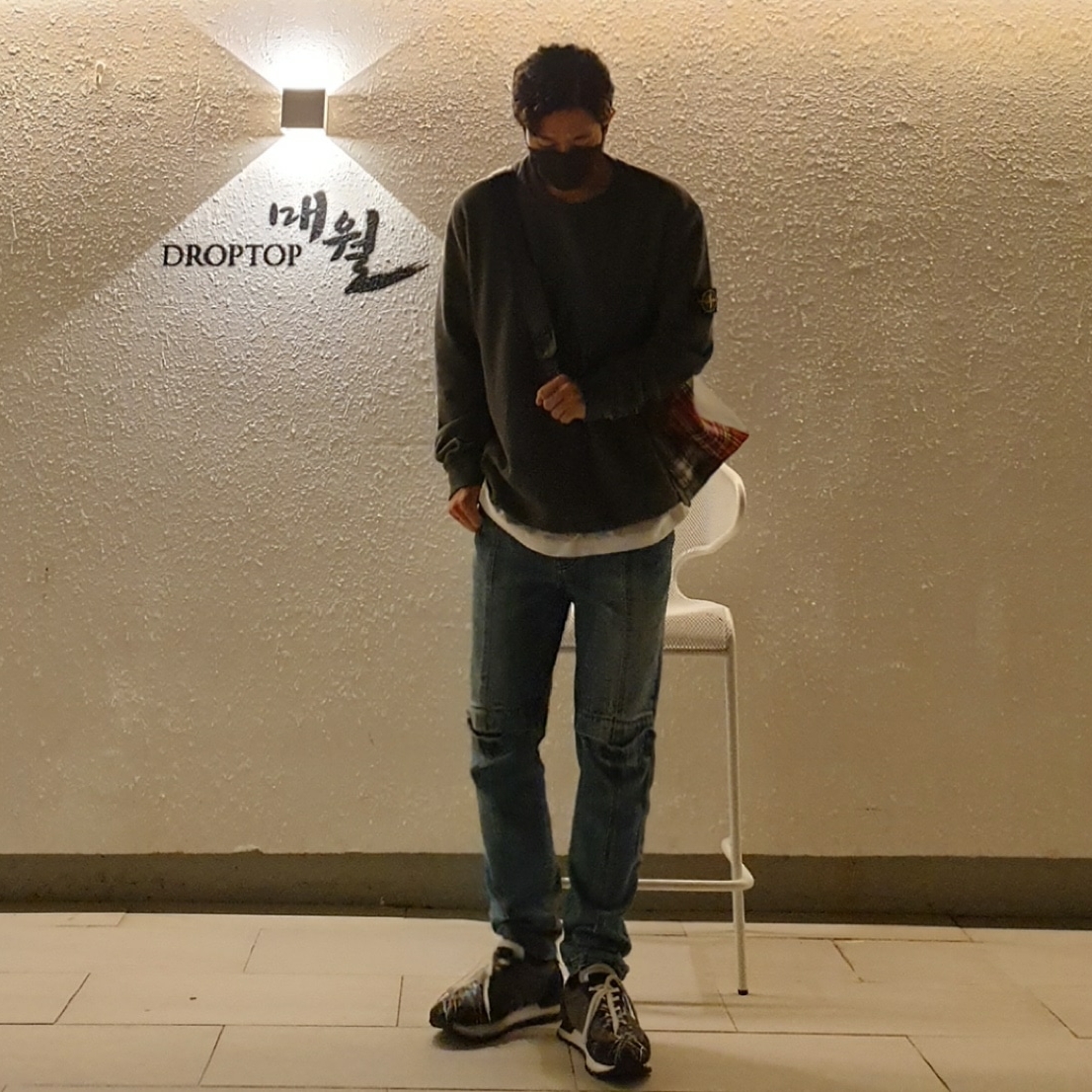 Maison Margiela Replica Paint Runners Blue 착용 스타일 - 2