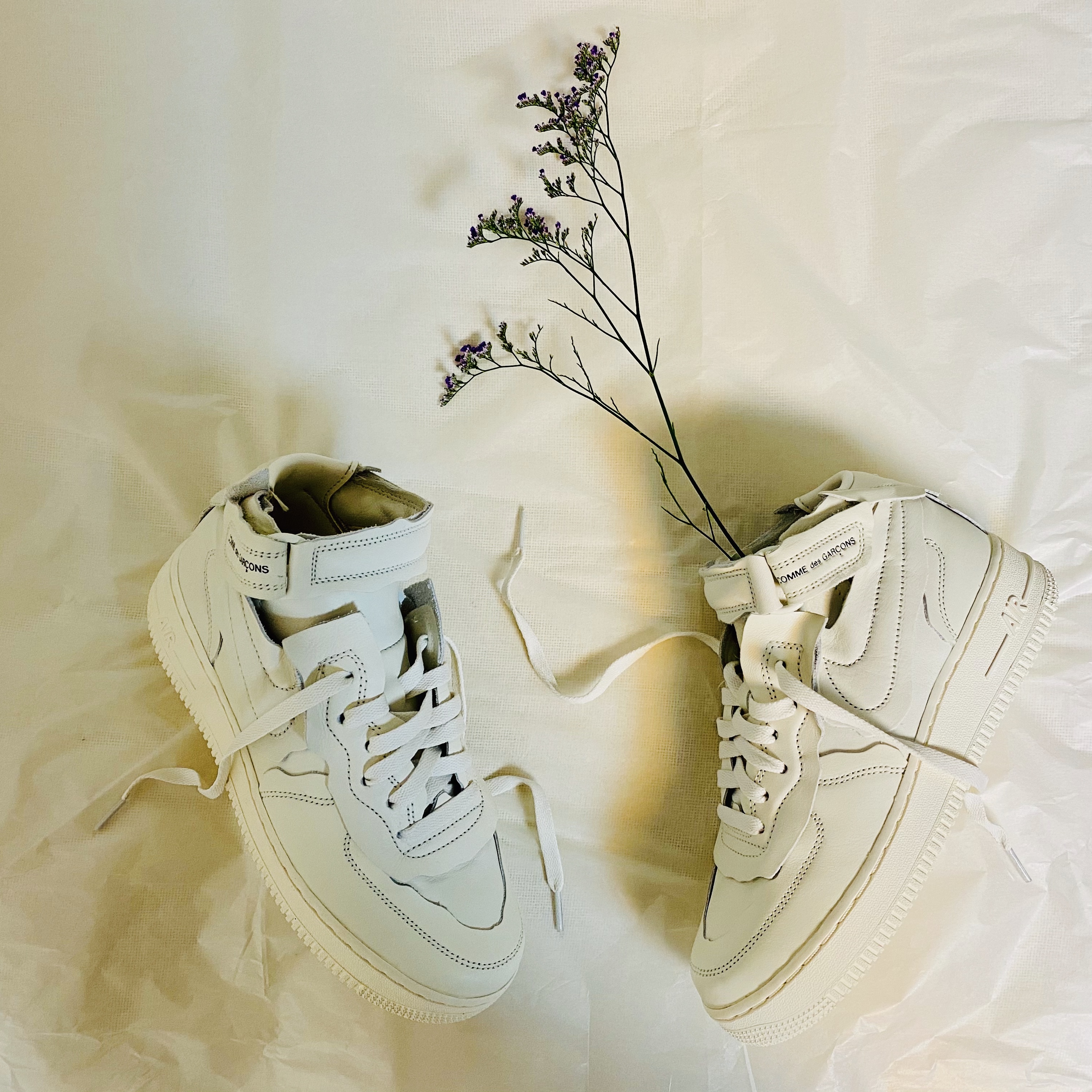 Nike x Comme des Garcons Homme Plus Air Force Mid White 착용 스타일