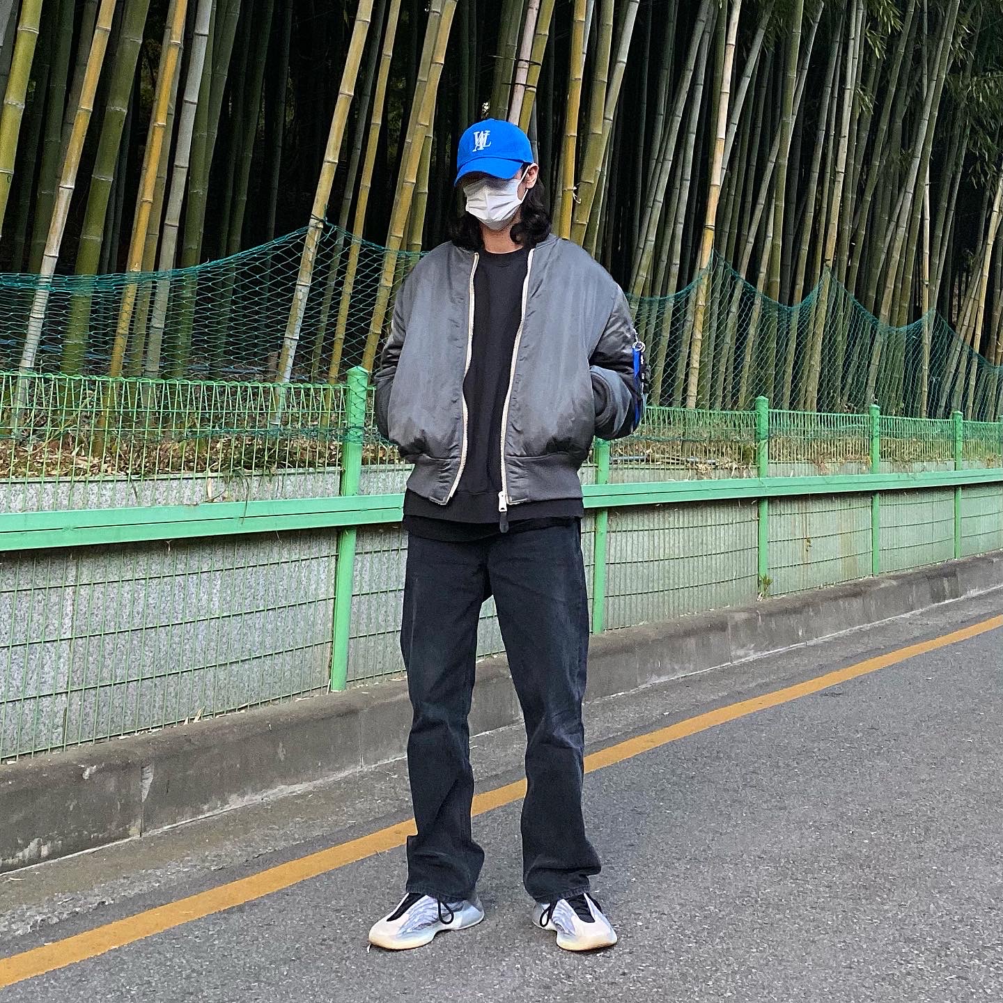 Adidas Yeezy QNTM Lifestyle 착용 스타일 - 2