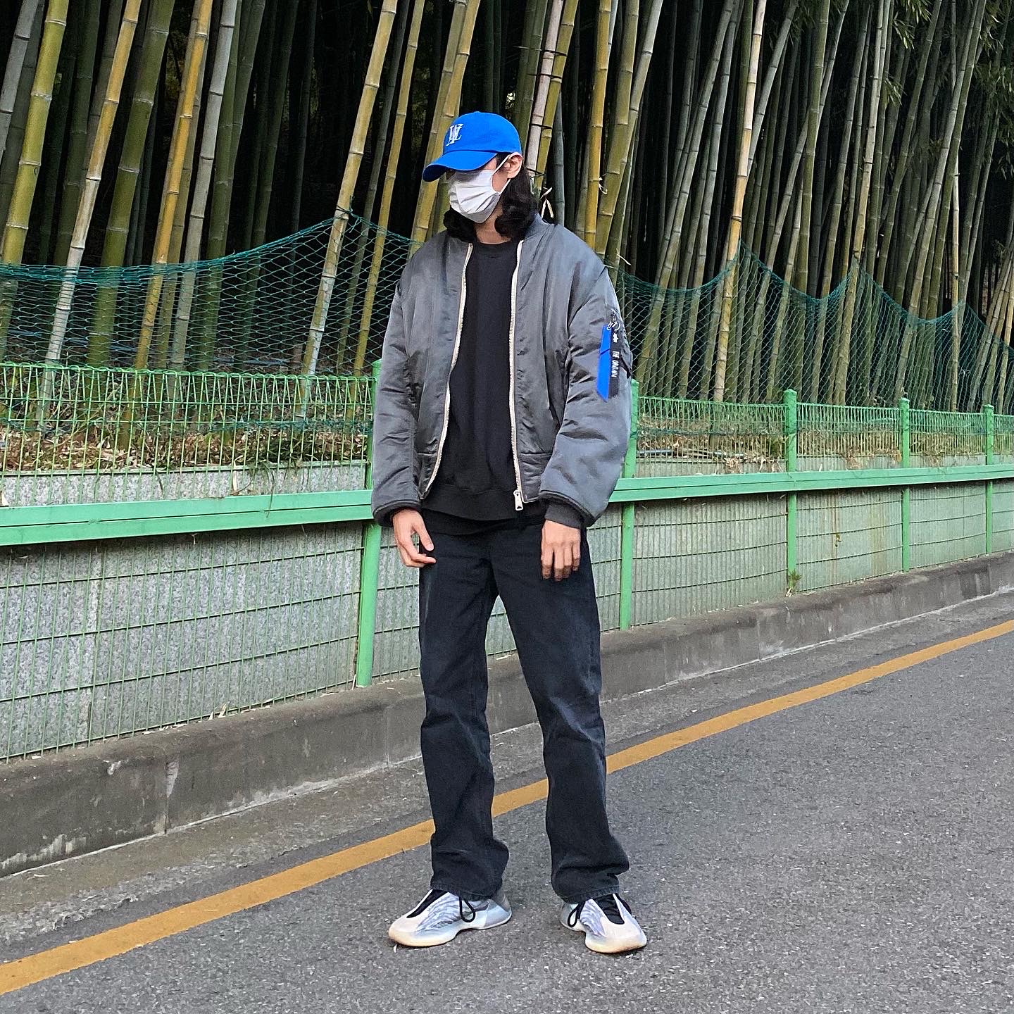 Adidas Yeezy QNTM Lifestyle 착용 스타일 - 1