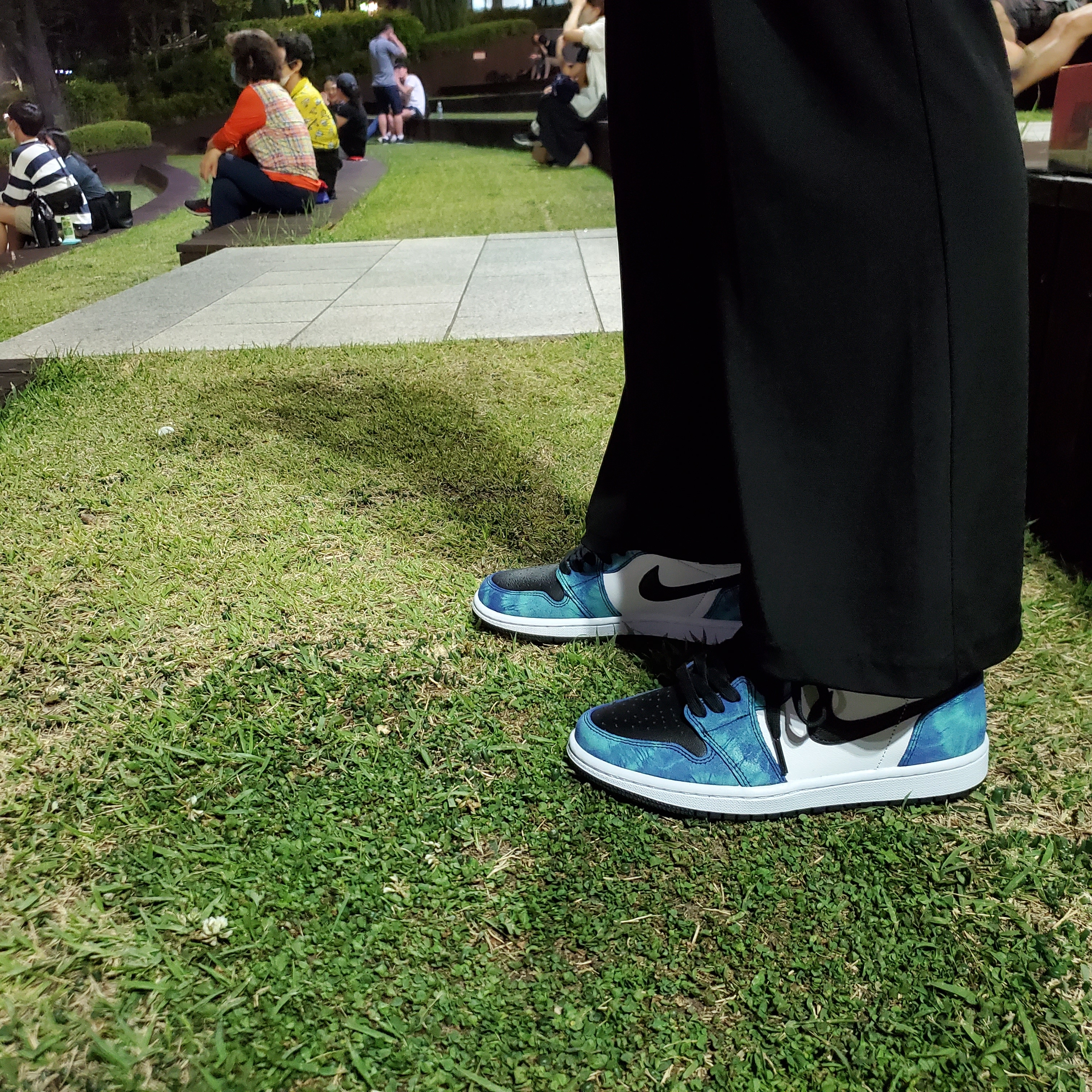 (W) Jordan 1 Retro High Tie-Dye 착용 스타일