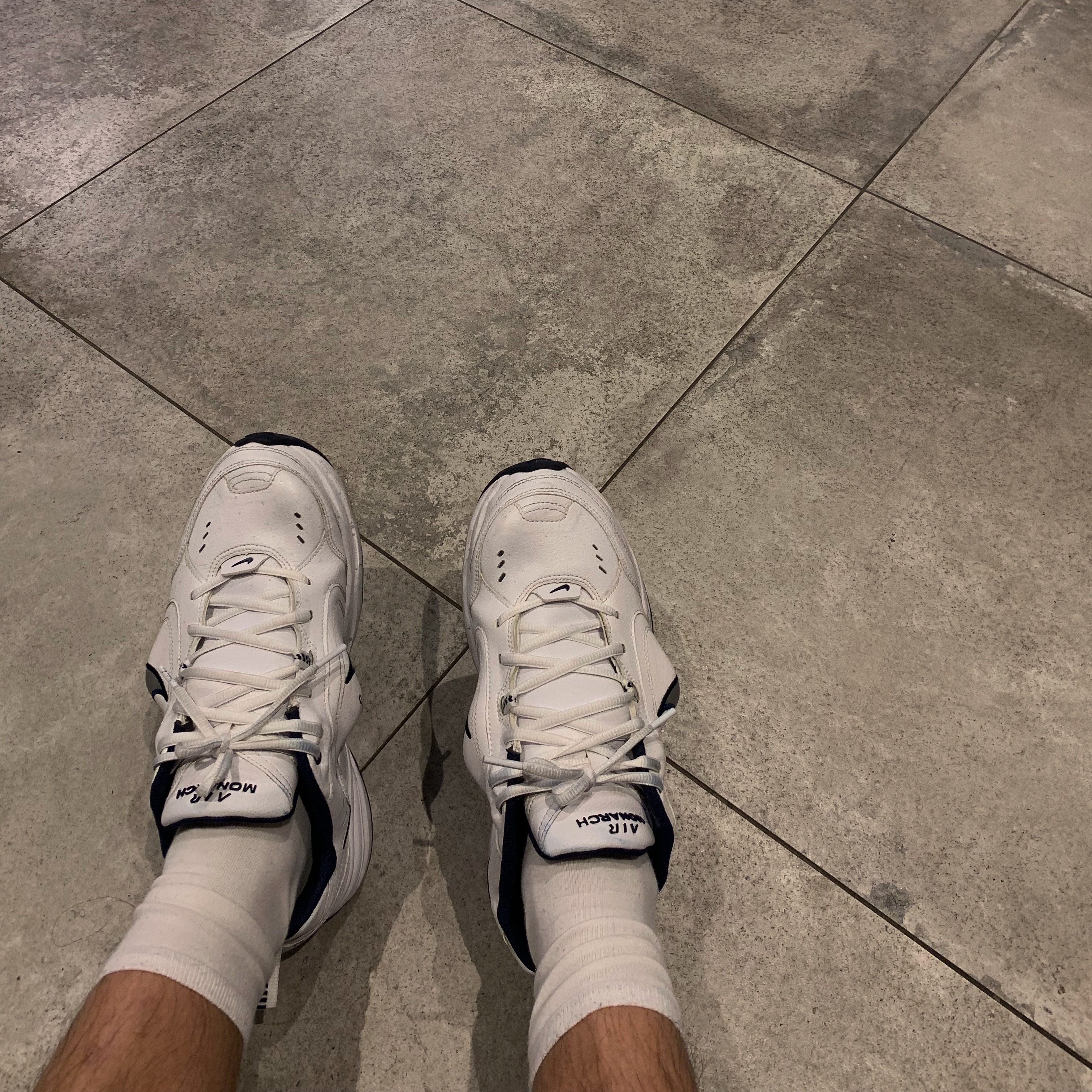 Nike x Martine Rose Air Monarch IV Martine Rose White 착용 스타일