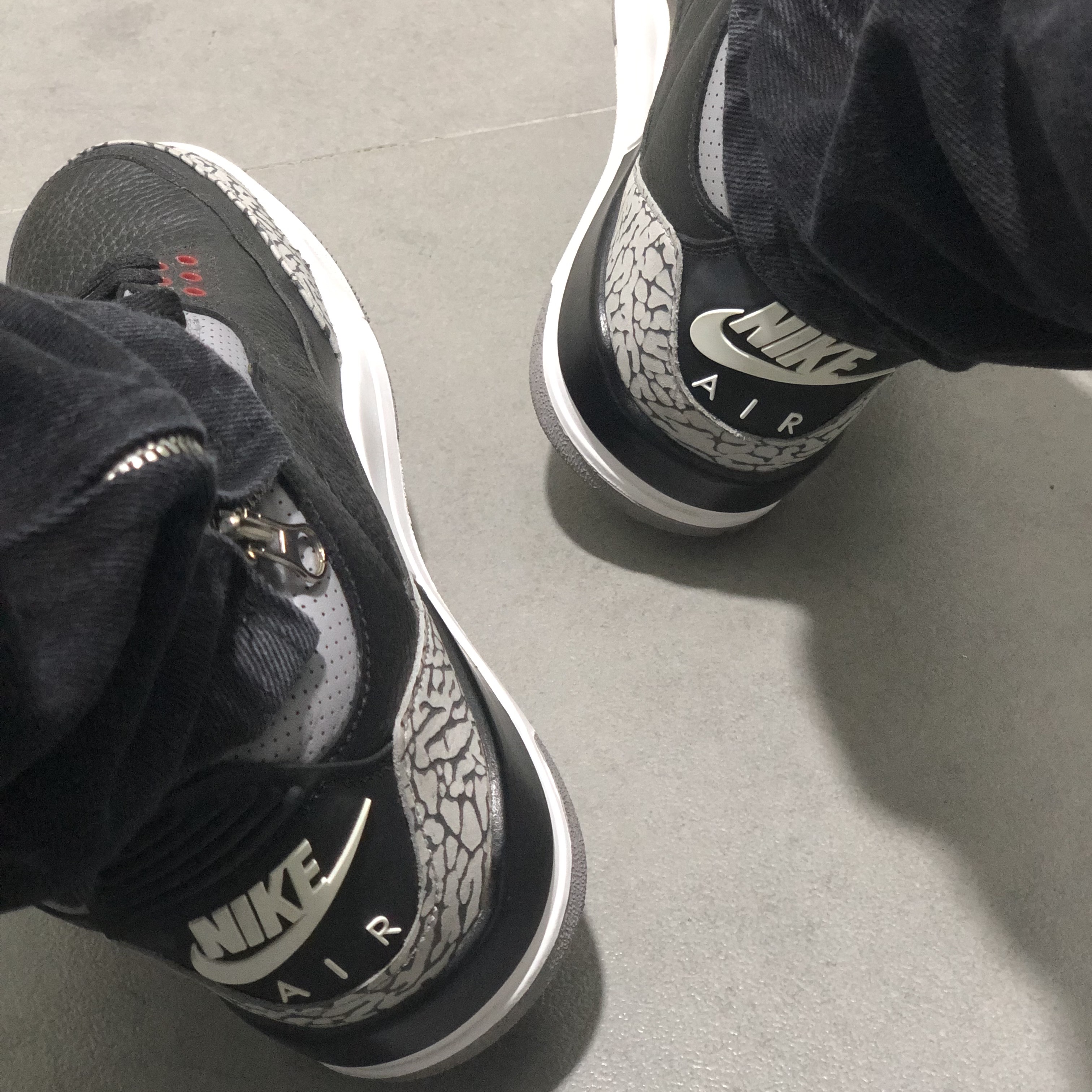 Jordan 3 Retro OG Black Cement 2018 착용 스타일 - 4