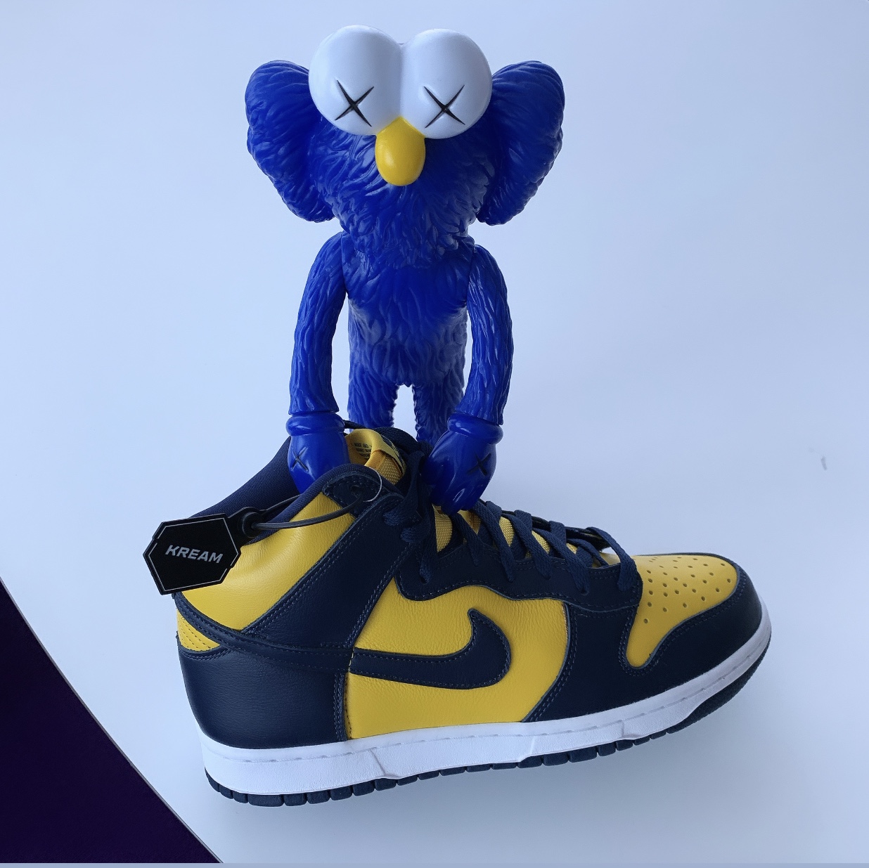 Nike Dunk High SP Maize & Blue 착용 스타일