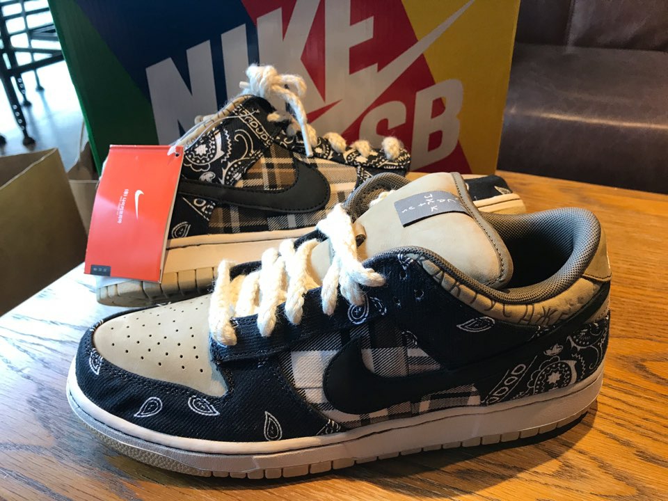 Nike x Travis Scott SB Dunk Low 착용 스타일