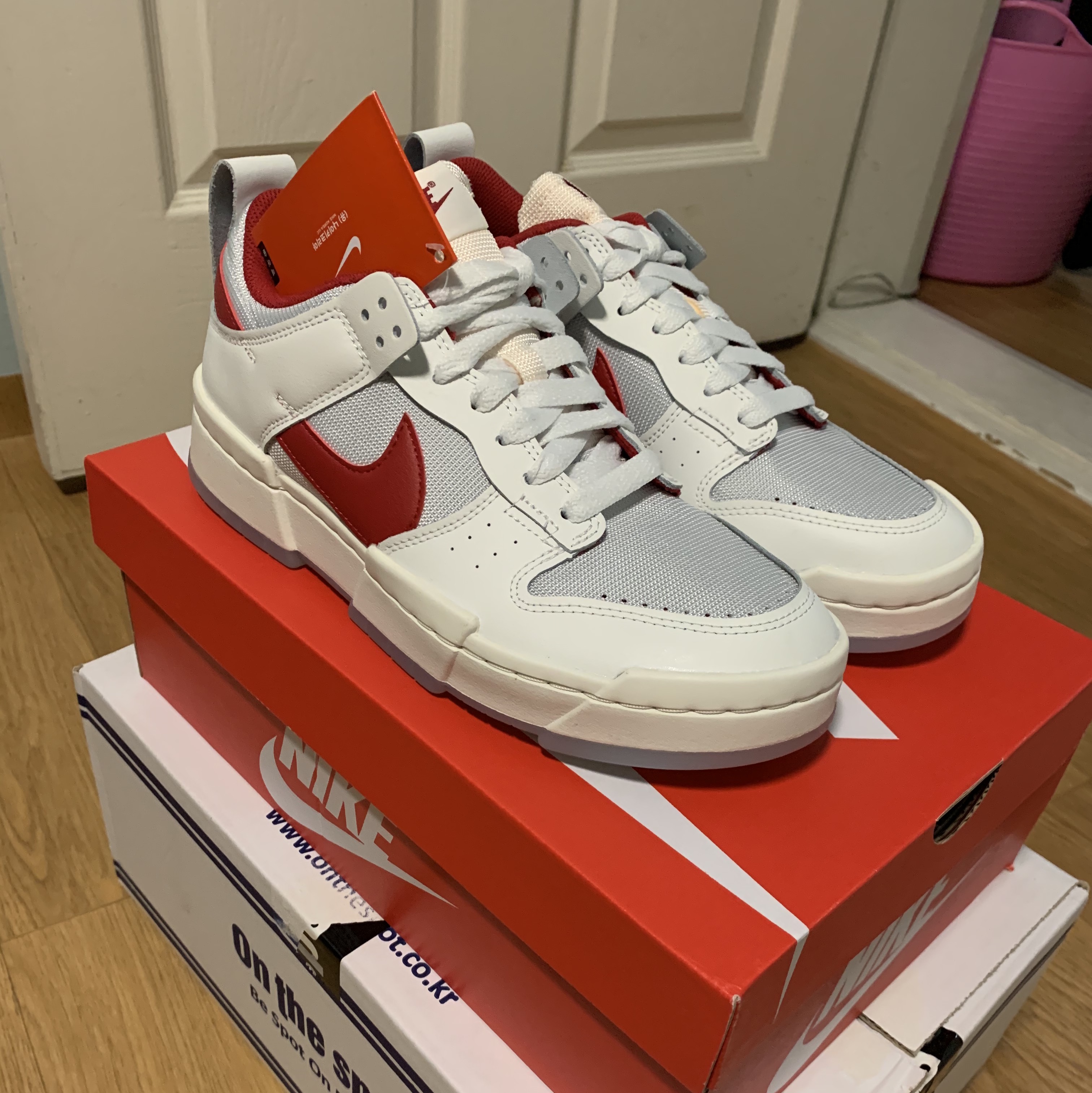 (W) Nike Dunk Low Disrupt Gym Red 착용 스타일