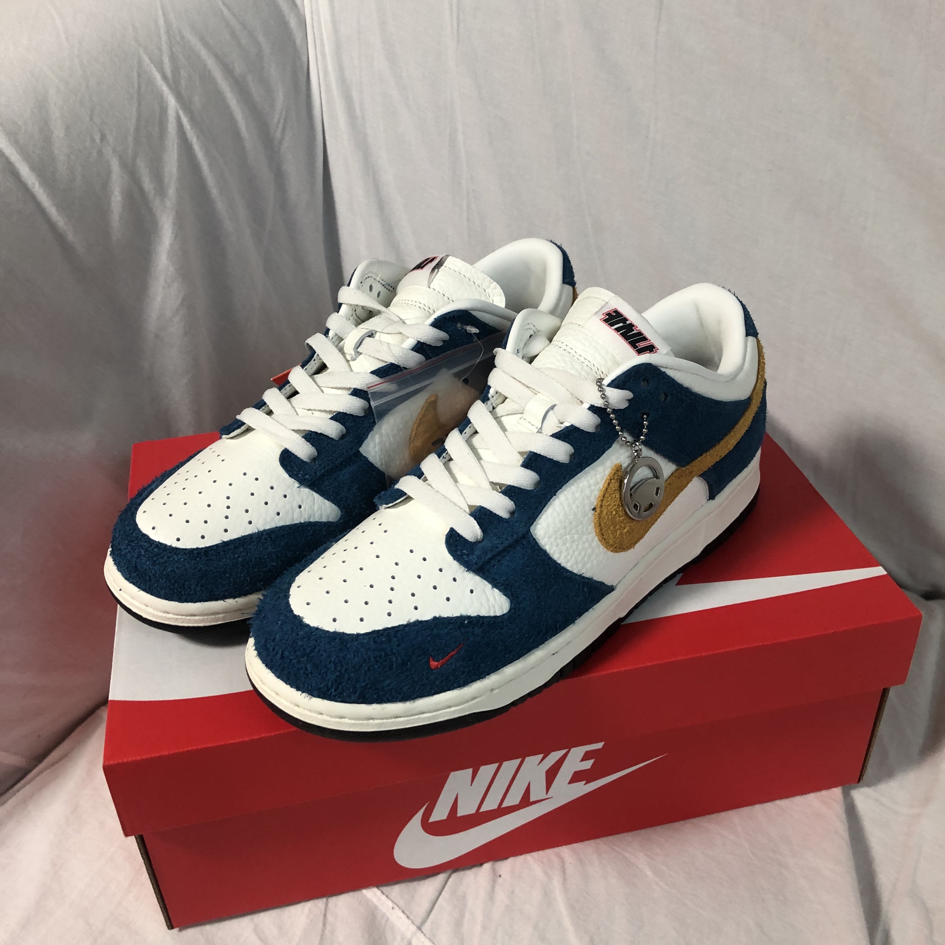 Nike x Kasina Dunk Low 80's Bus 착용 스타일