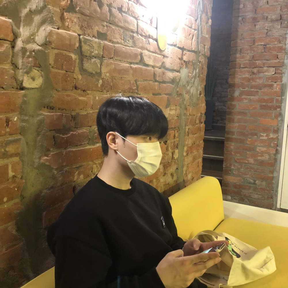 KREAM 프로필 이미지