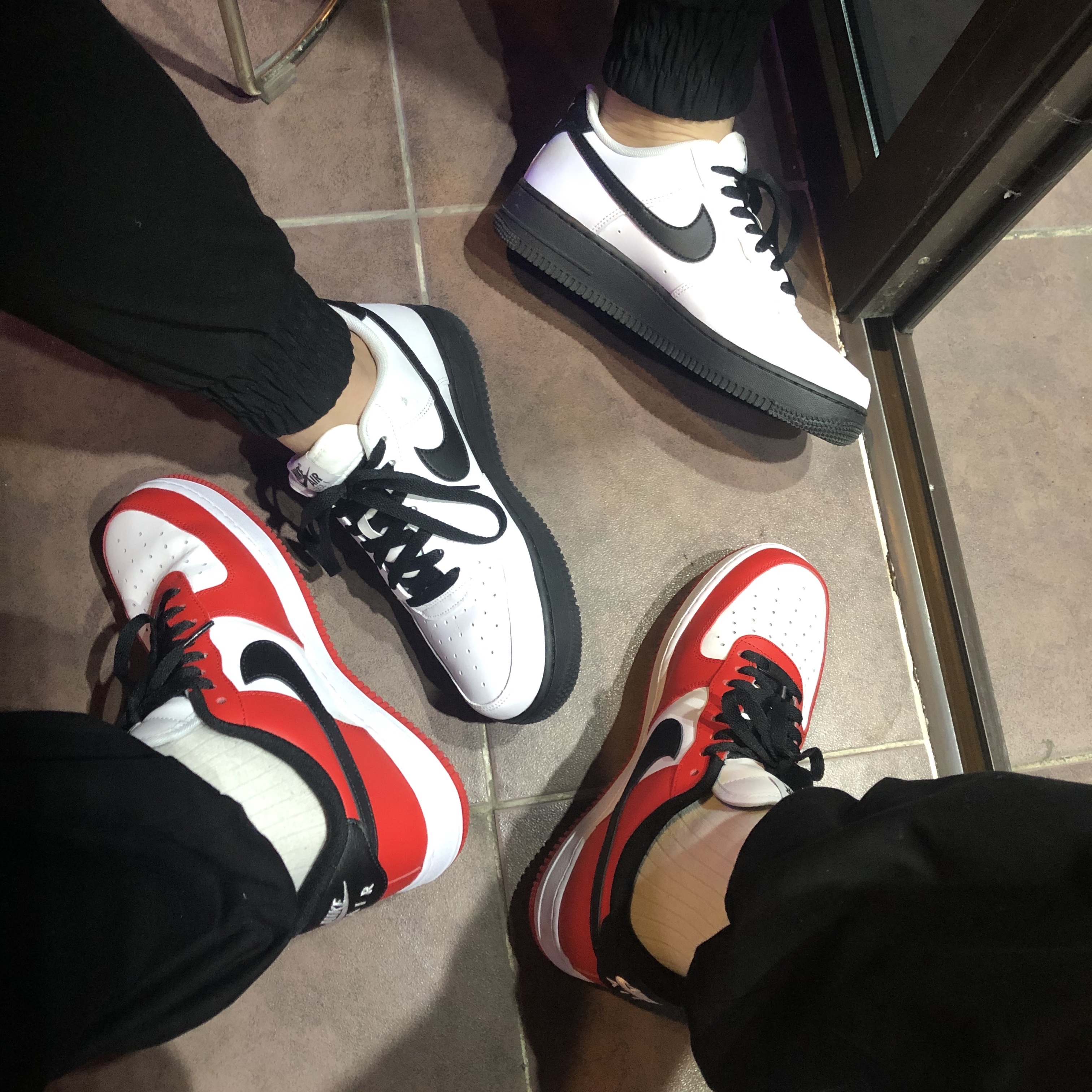 Nike Air Force 1 Low White Black Midsole 착용 스타일