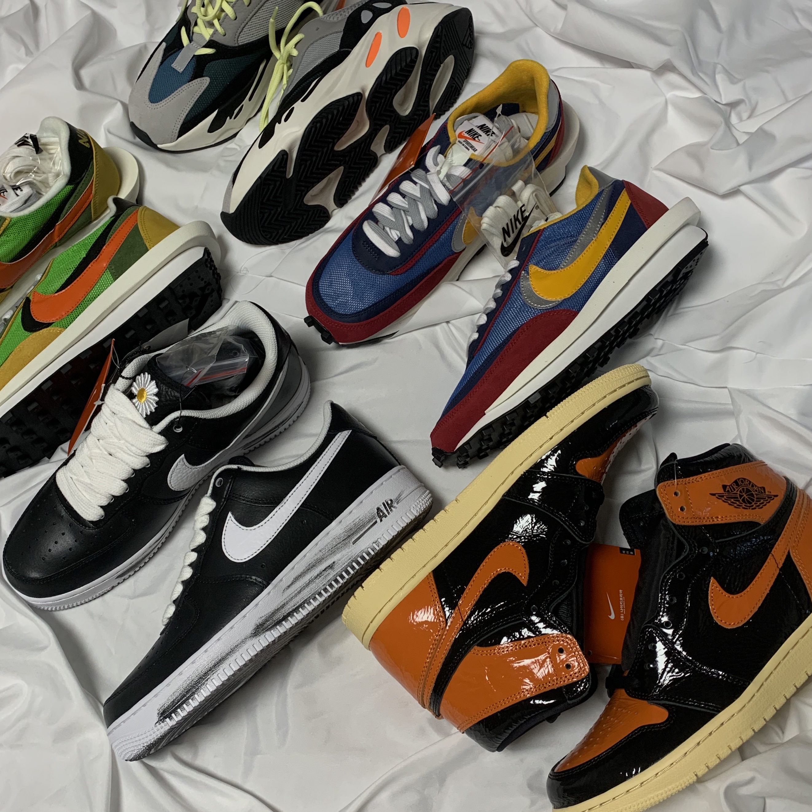 Jordan 1 Retro High Shattered Backboard 3.0, Nike x Peaceminusone Air Force 1 Low Para-Noise 착용 스타일