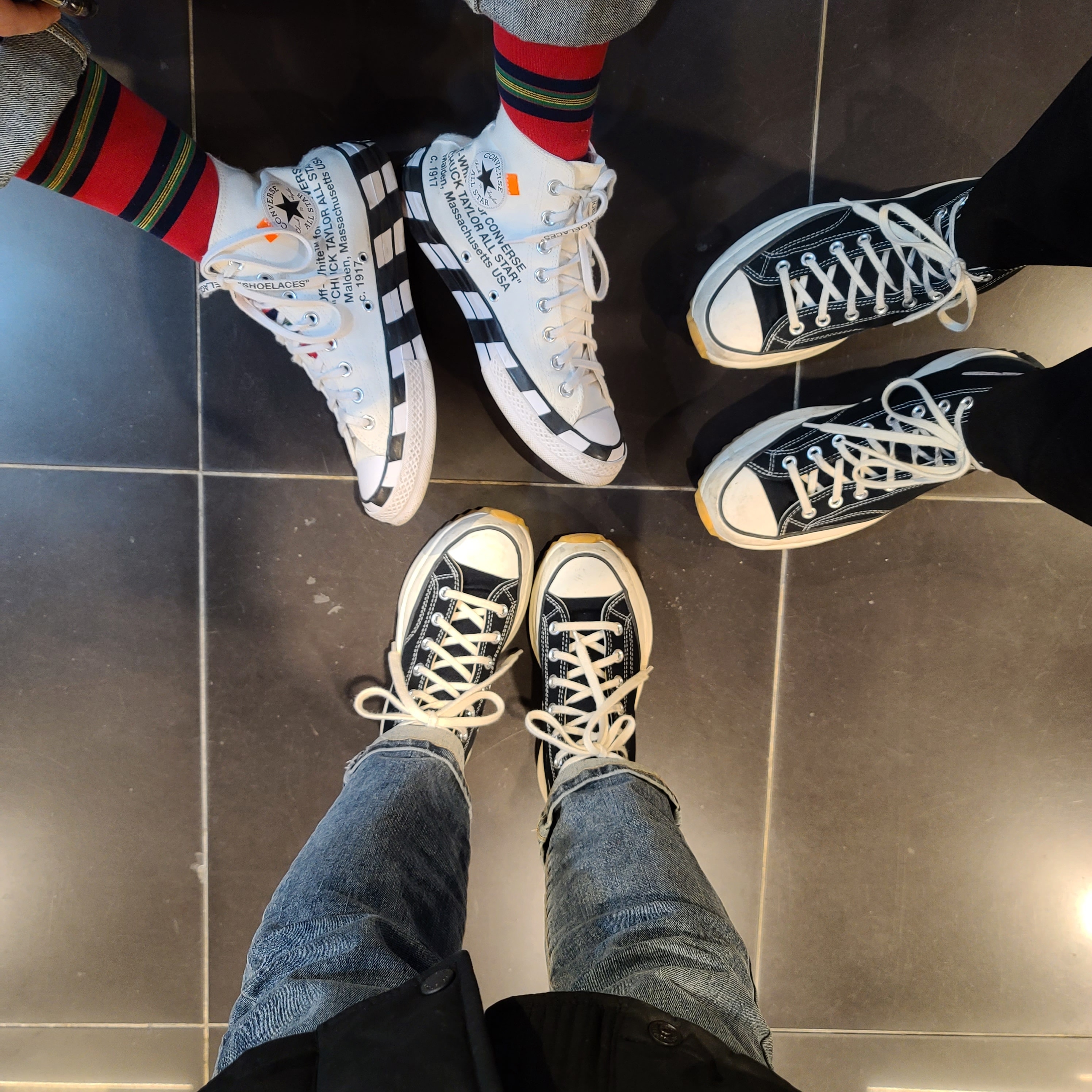 Converse x JW Anderson Run Star Hike Hi Black, Converse x Off-White Chuck 70 High V2 2018 착용 스타일