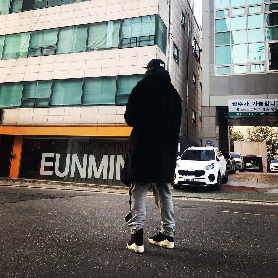 NIke x Fear of God Air Fear of God 1 Black 착용 스타일