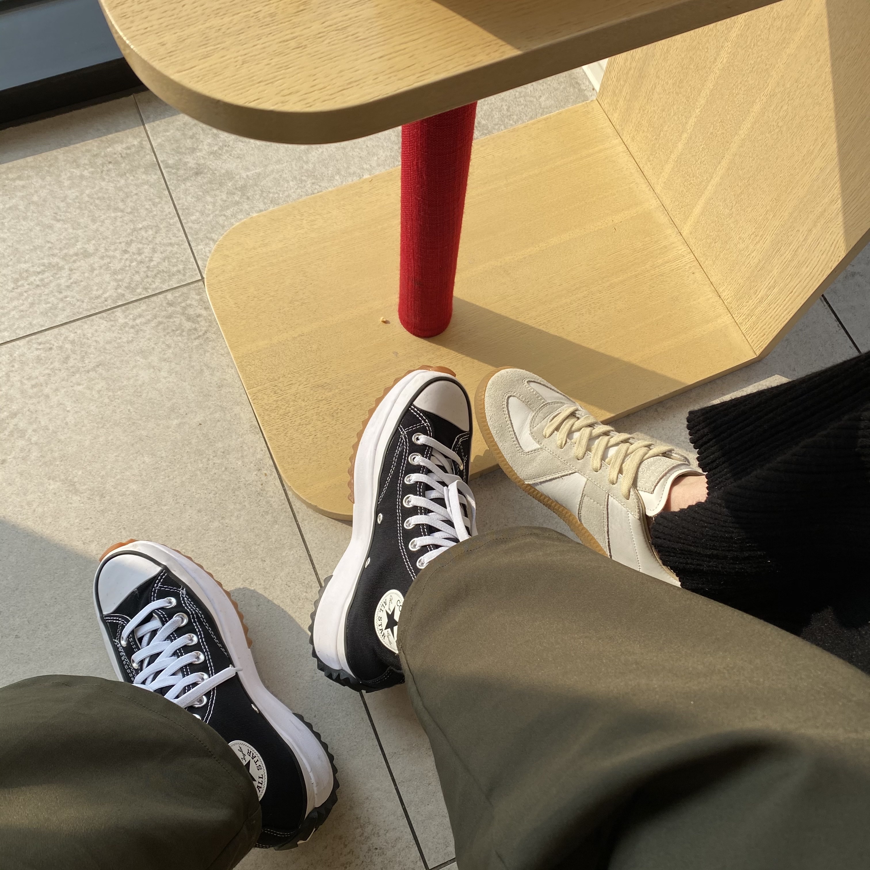 Converse Run Star Hike Hi Black White Gum, Maison Margiela Calfskin Replica Sneakers 착용 스타일
