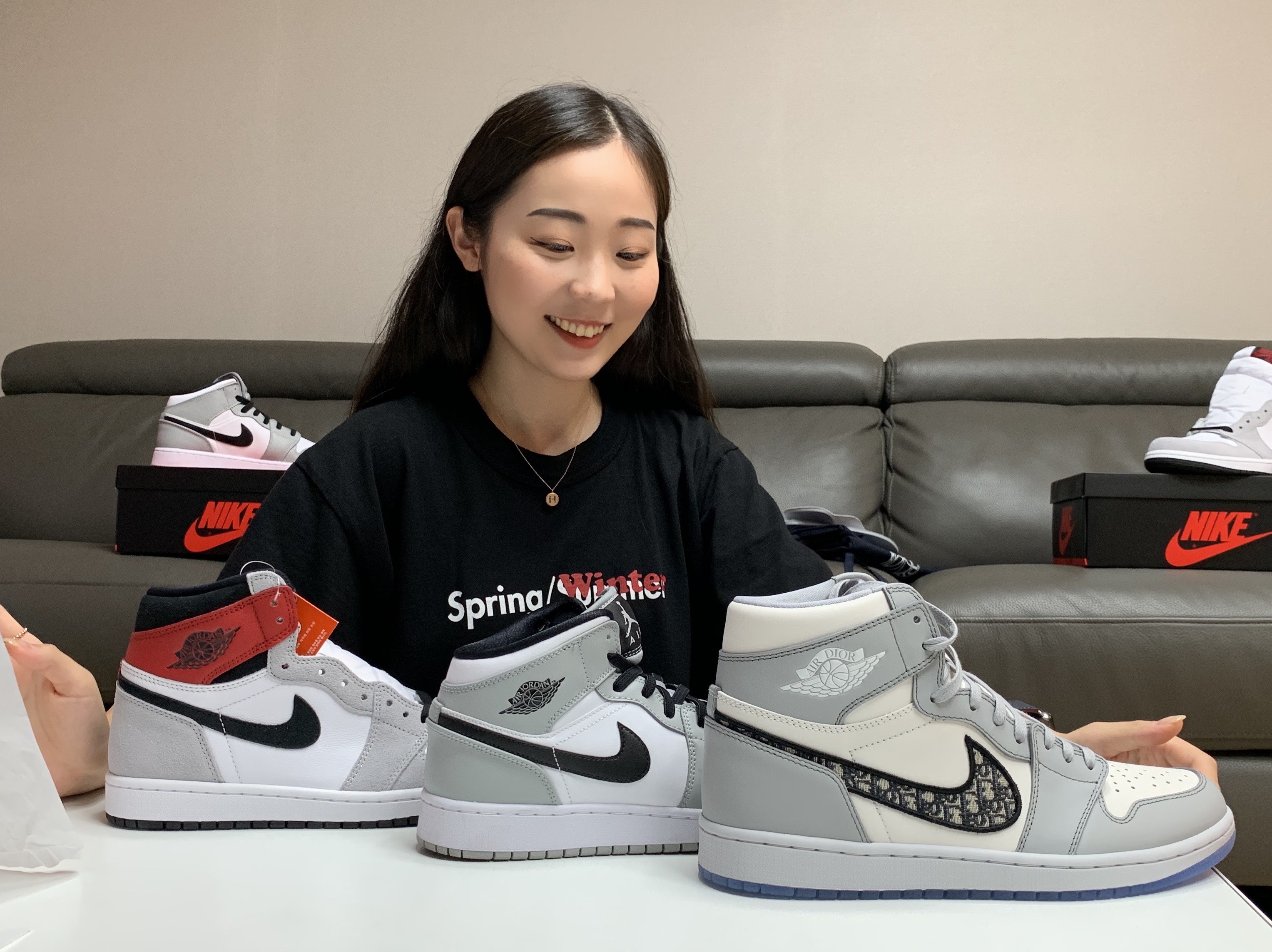 Jordan 1 x Dior High OG, Jordan 1 Mid Light Smoke Grey 착용 스타일