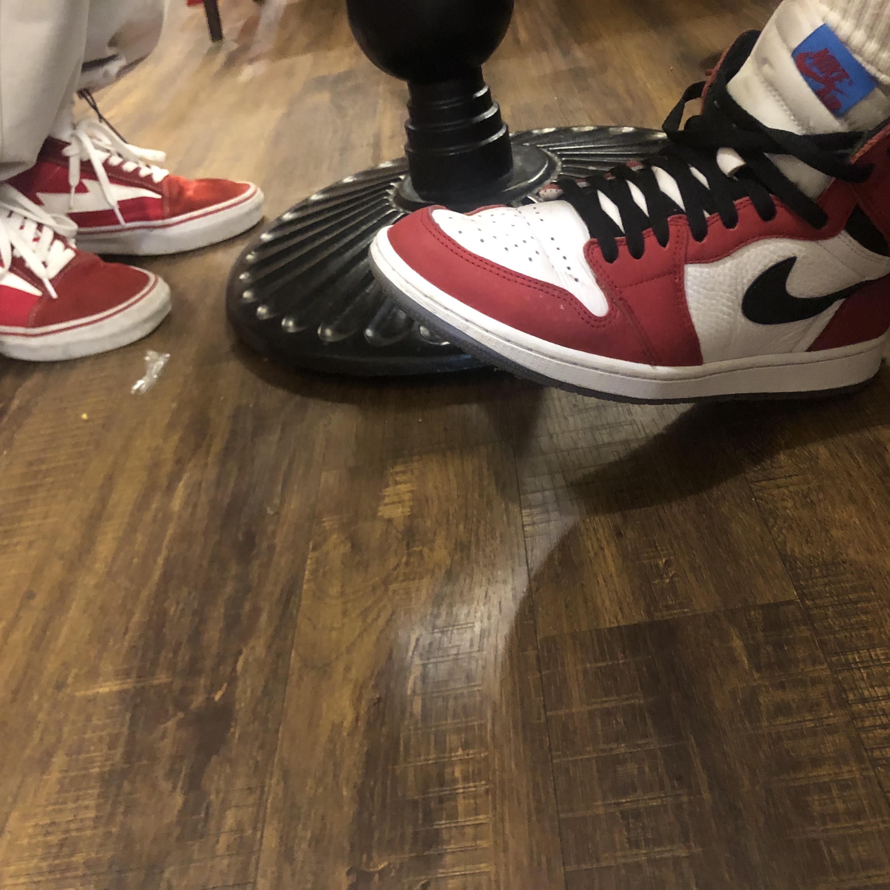 Jordan 1 Retro High Spider-Man Origin Story 착용 스타일