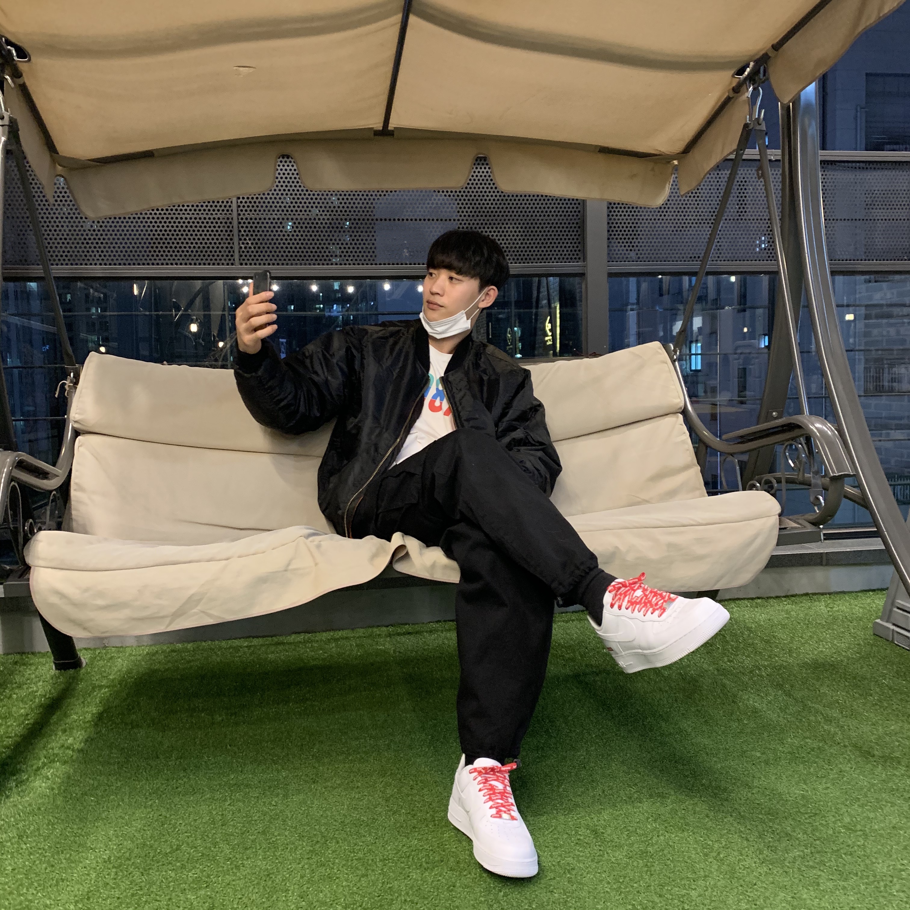 Converse x JW Anderson Run Star Hike Hi Black, Nike x Sacai LDWaffle Black 착용 스타일 - 3