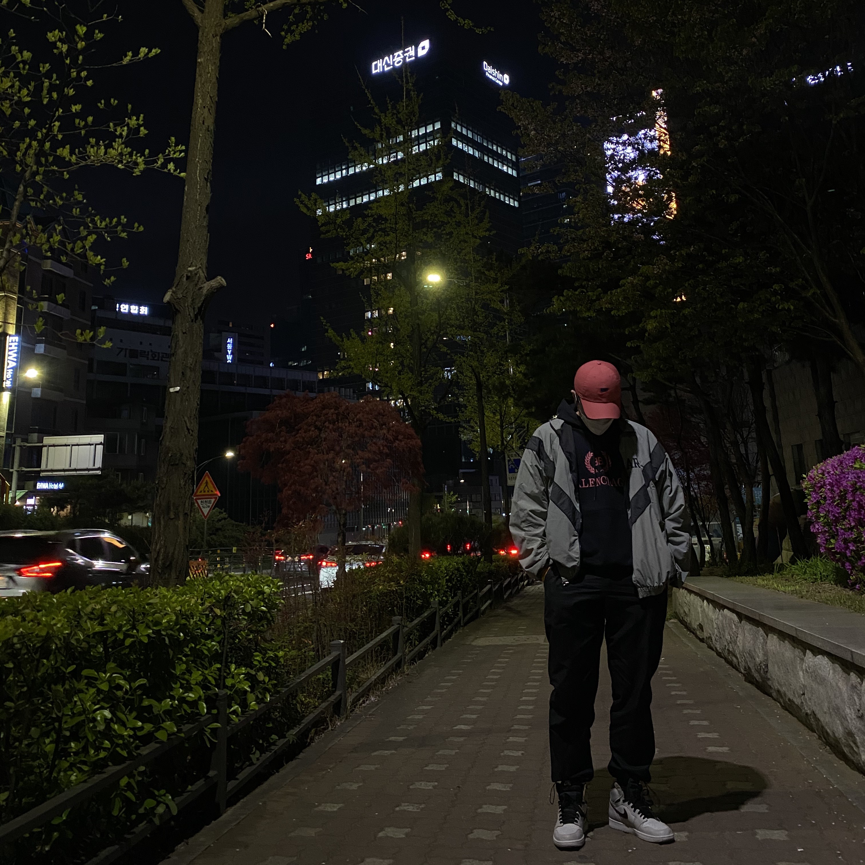 Jordan 1 Retro High OG Defiant SB NYC to Paris 착용 스타일
