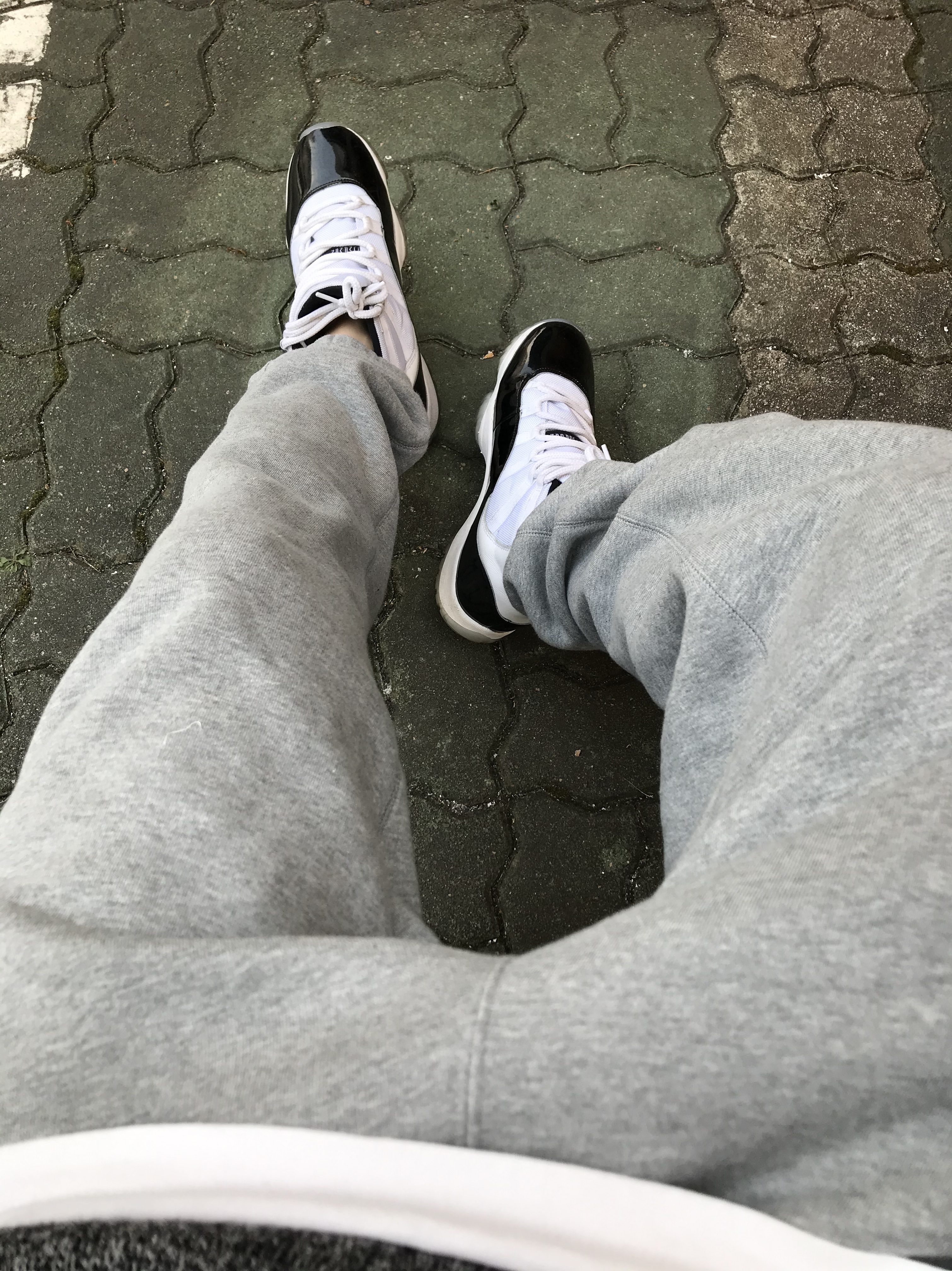 Jordan 11 Retro Concord 2018 착용 스타일