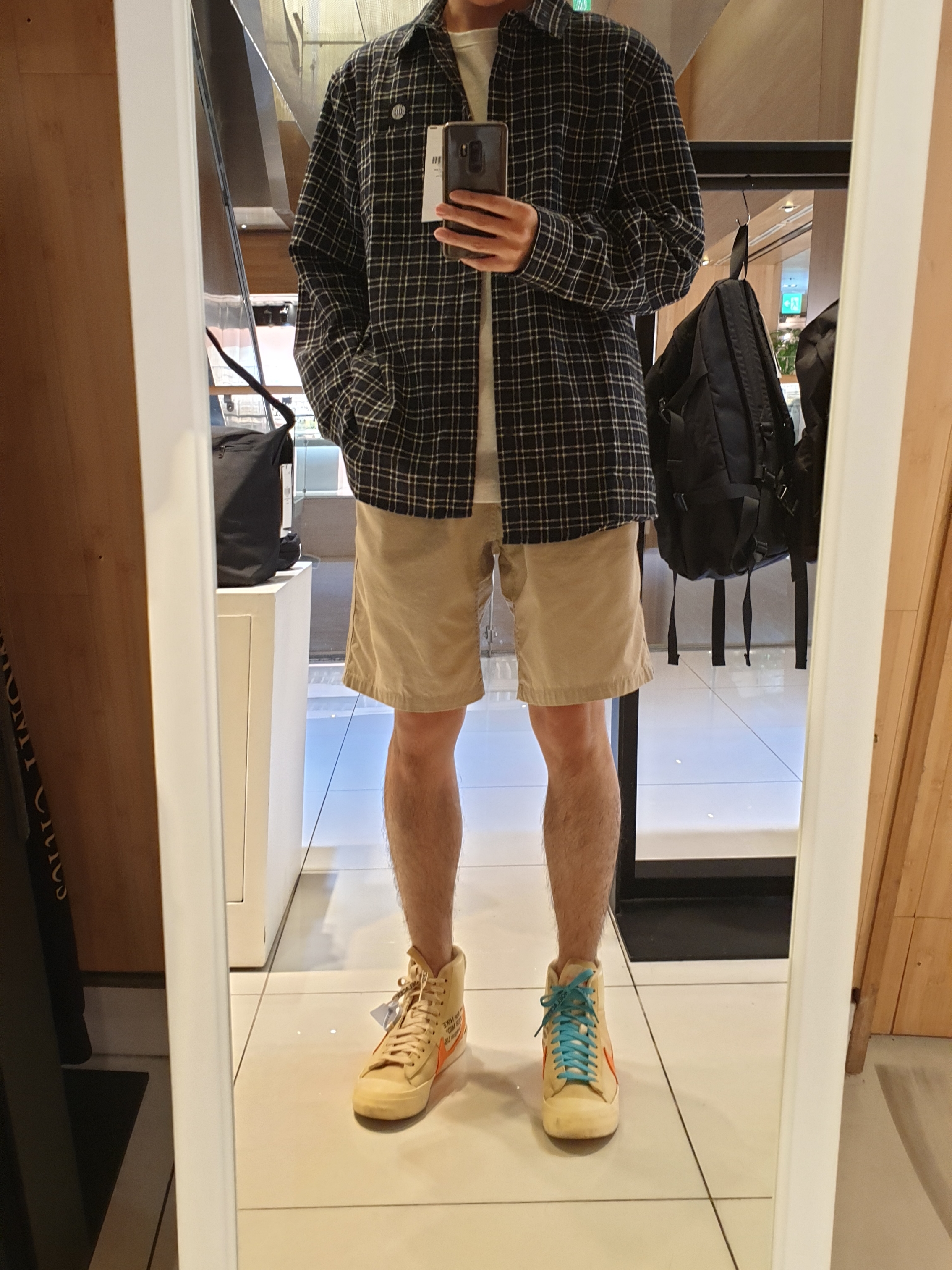 Nike x Off-White Blazer Mid Off-White All Hallow's Eve 착용 스타일