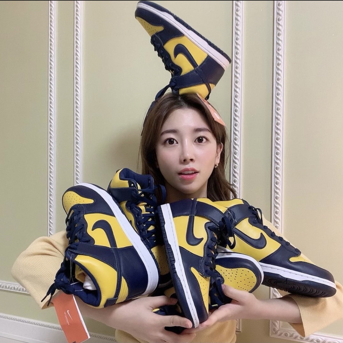 Nike Dunk High SP Maize & Blue 착용 스타일