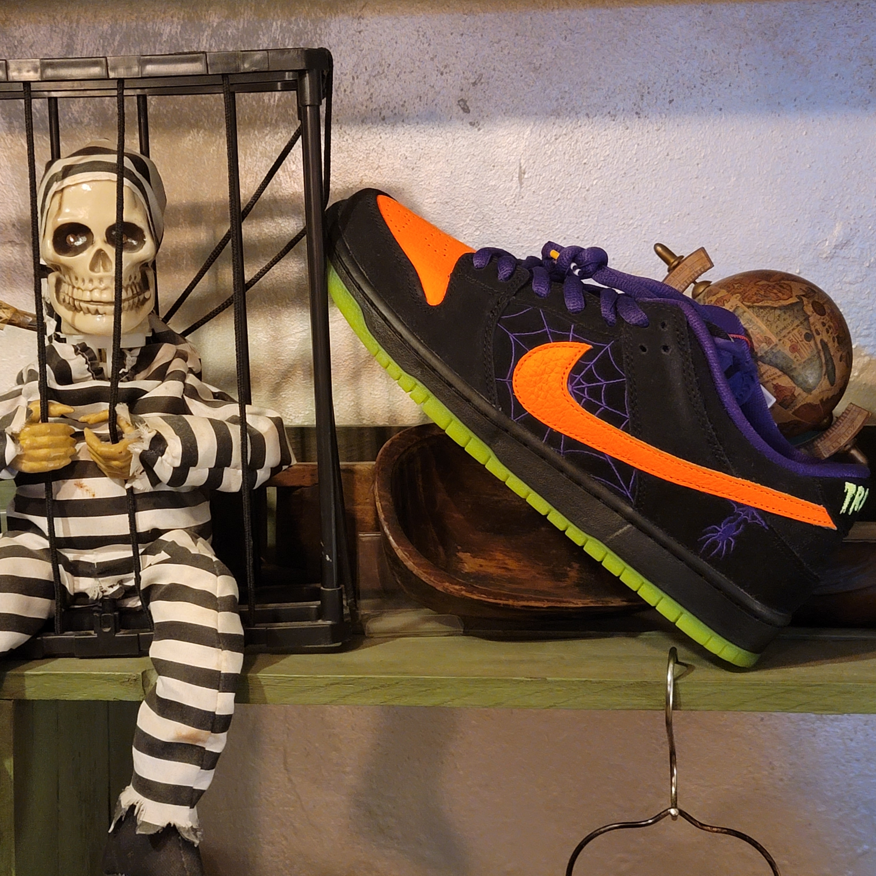 Nike SB Dunk Low Pro Night of Mischief Halloween 착용 스타일