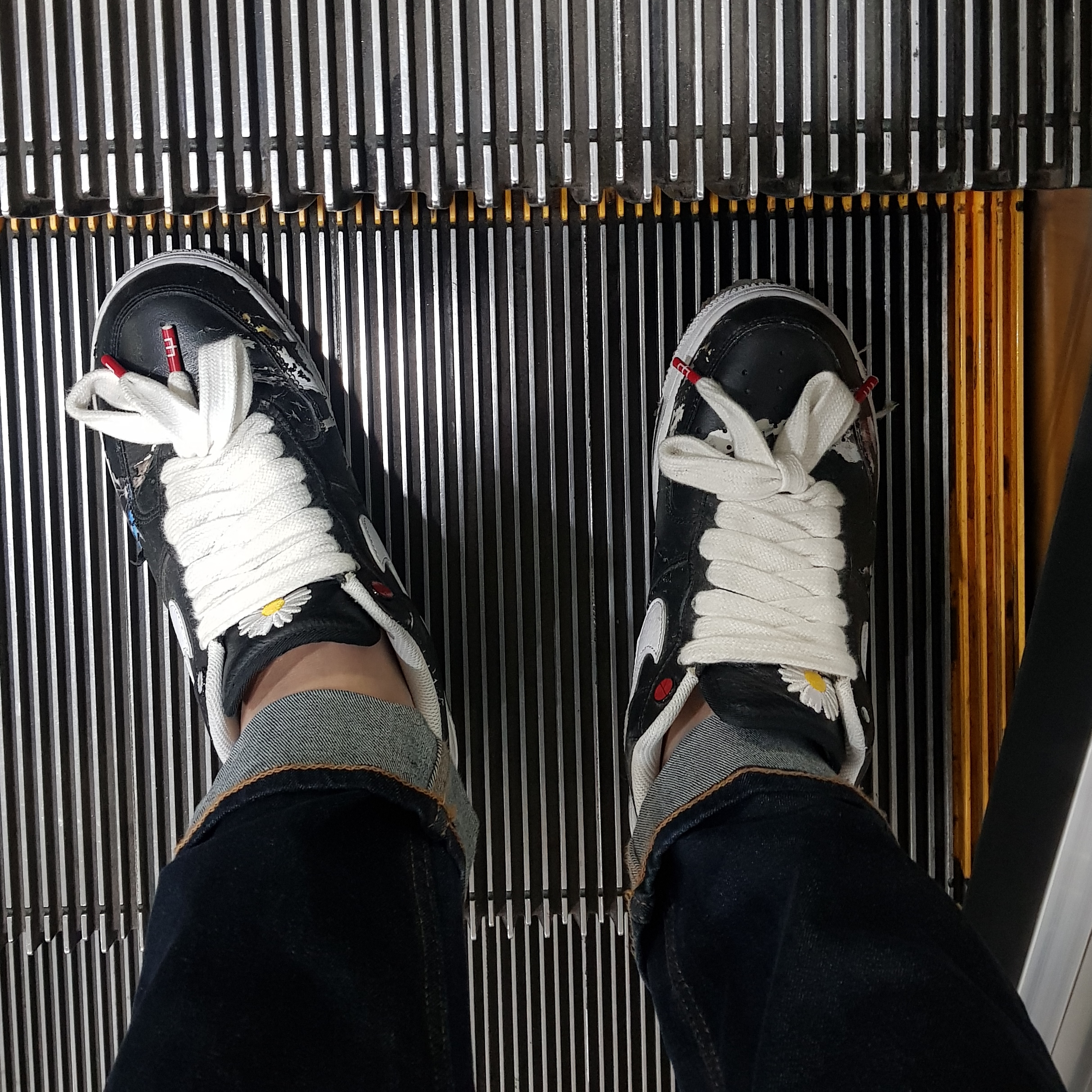 Nike x Peaceminusone Air Force 1 Low Para-Noise 착용 스타일