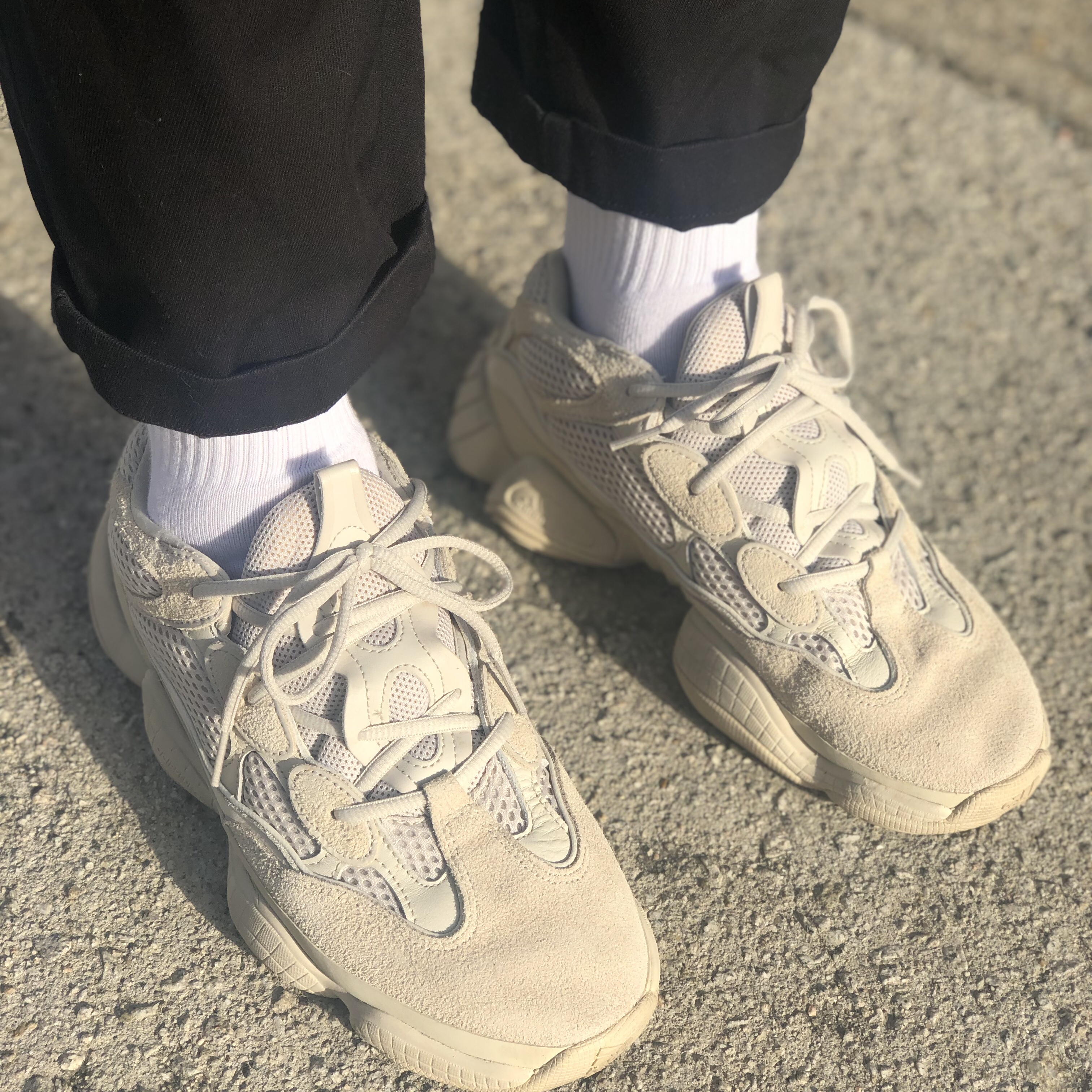 Adidas Yeezy 500 Blush 2018 착용 스타일