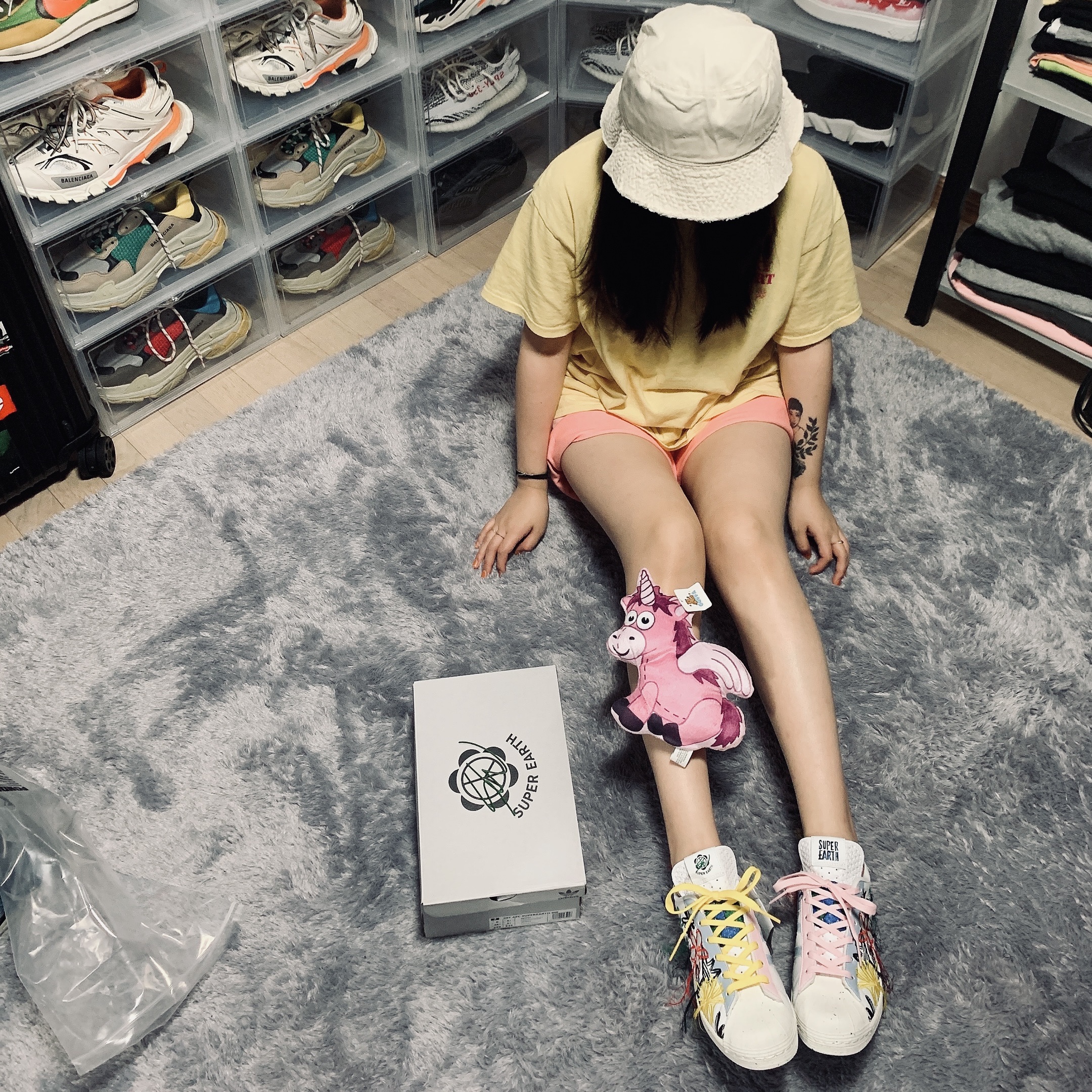 Adidas x Sean Wotherspoon Superstar Superearth 착용 스타일