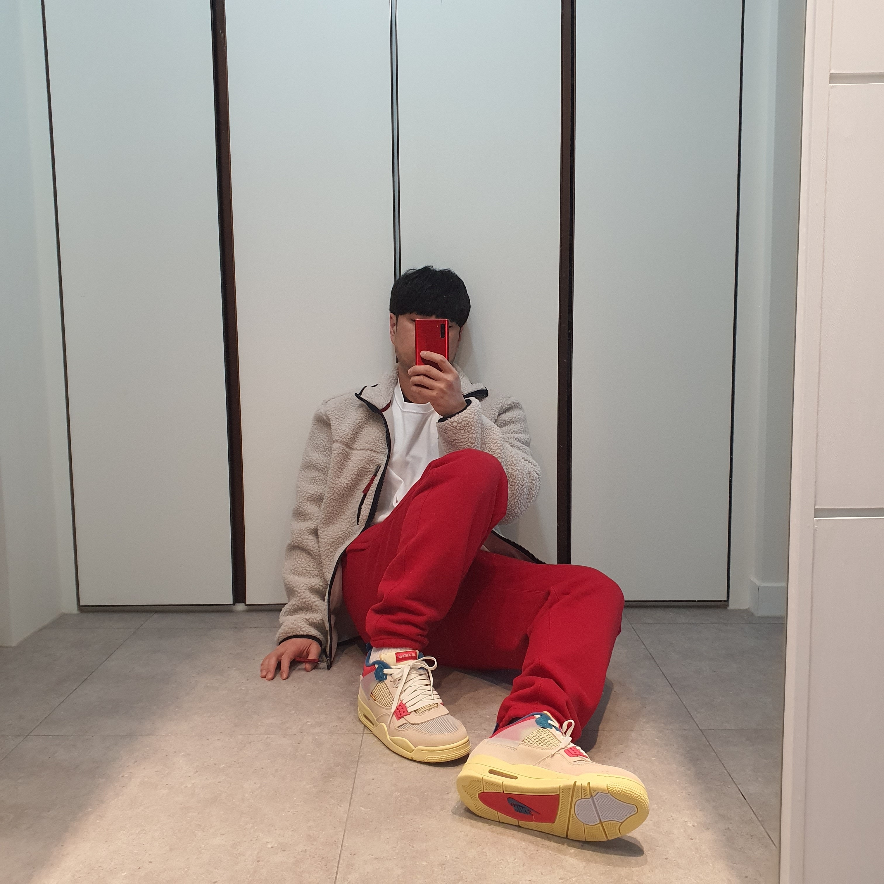 Jordan 4 x Union Retro Guava Ice 착용 스타일 - 1