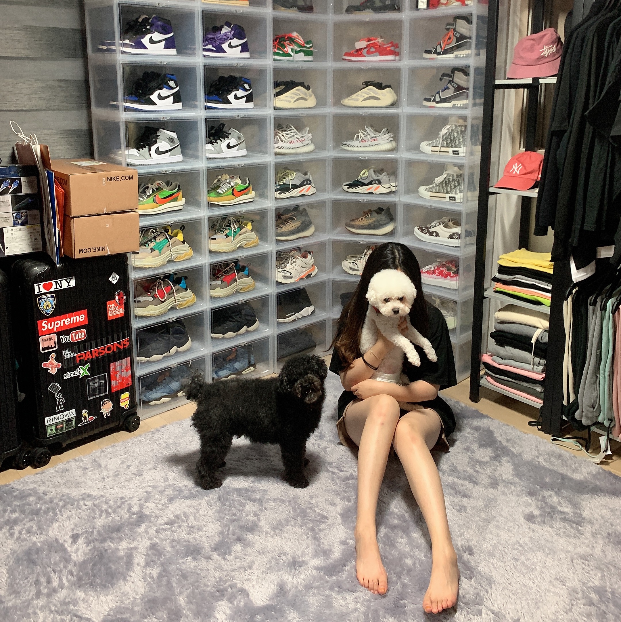 Jordan 1 Retro High OG Court Purple 2020, Adidas Yeezy 700 V3 Azael 2019 착용 스타일