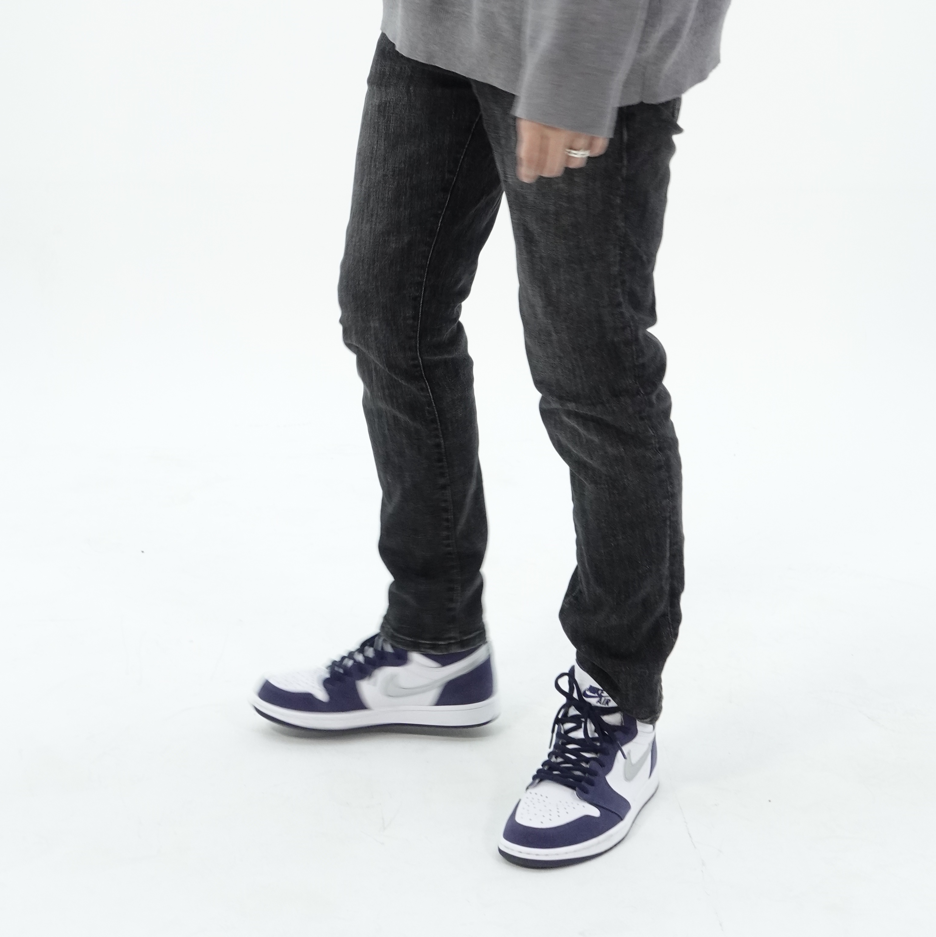 Jordan 1 Retro High OG CO.JP Midnight Navy 착용 스타일