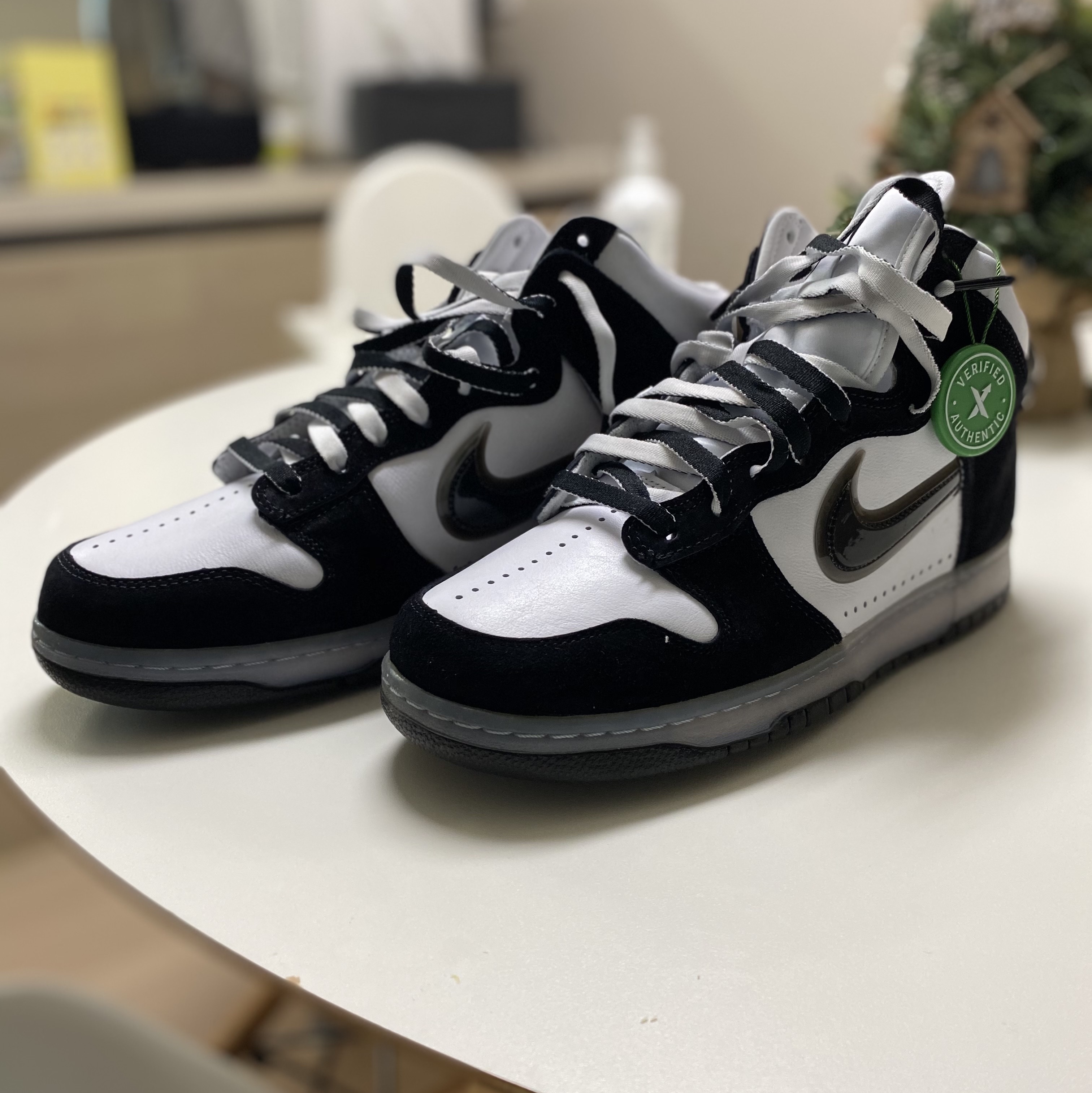 Nike x Slam Jam Dunk High SP Clear Black 착용 스타일