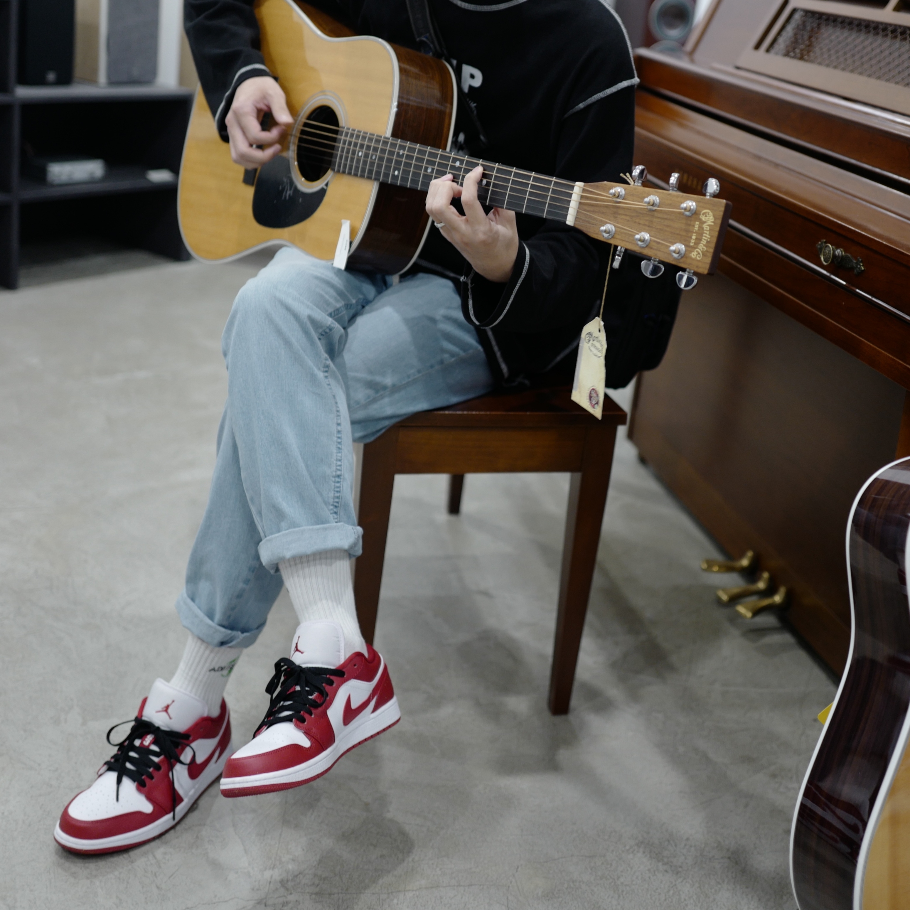 Jordan 1 Low Gym Red White 착용 스타일