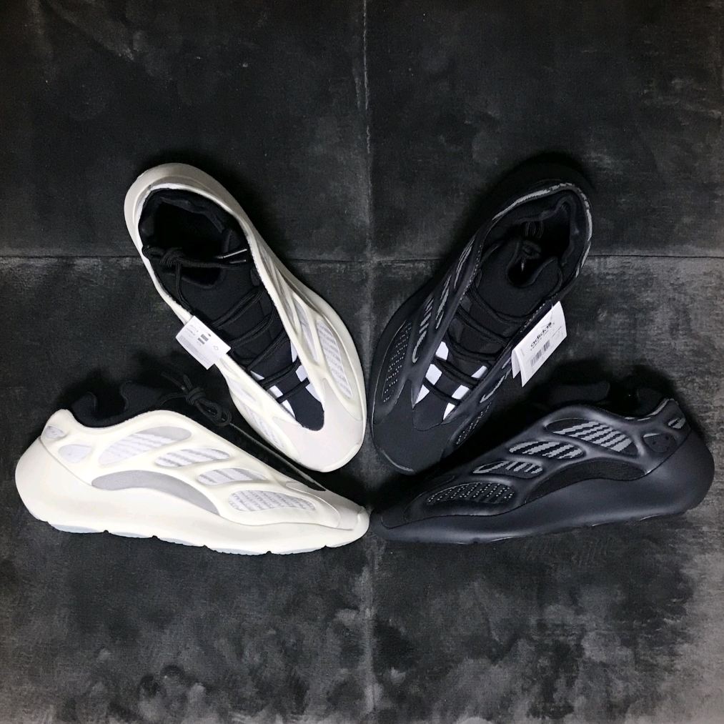 Adidas Yeezy 700 V3 Azael 2019, Adidas Yeezy 700 V3 Alvah 착용 스타일