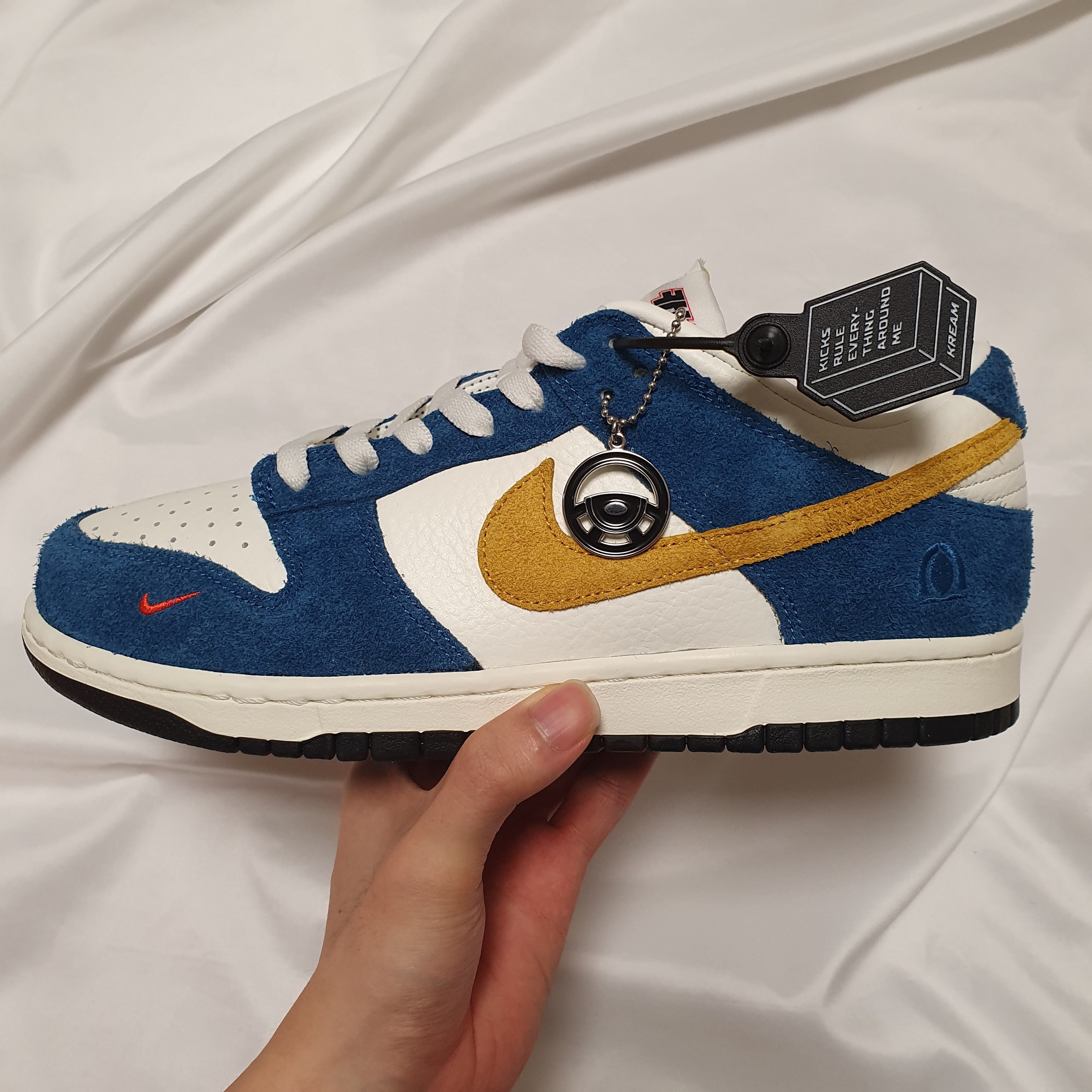 Nike x Kasina Dunk Low 80's Bus 착용 스타일