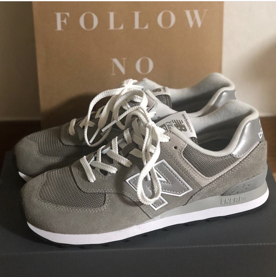 New Balance 574 Grey - D Standard 착용 스타일