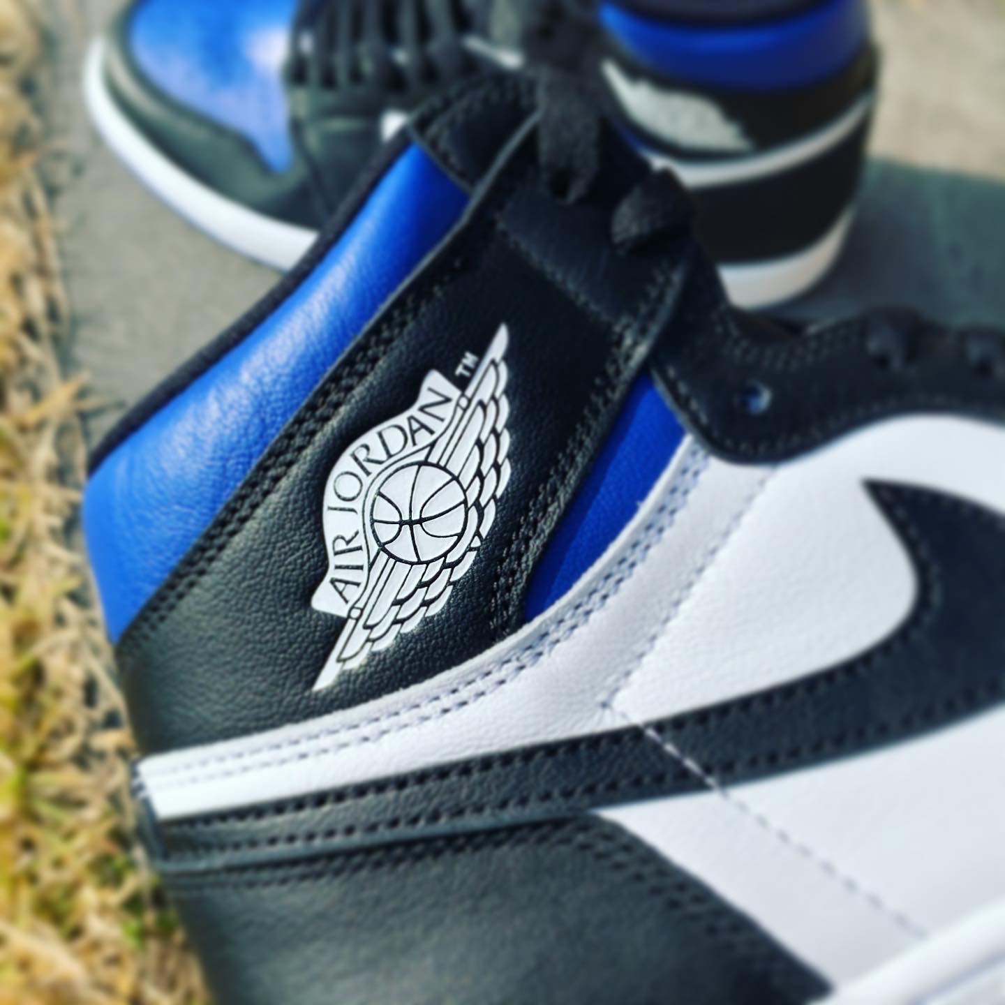 Jordan 1 Retro High OG Royal Toe 착용 스타일 - 3