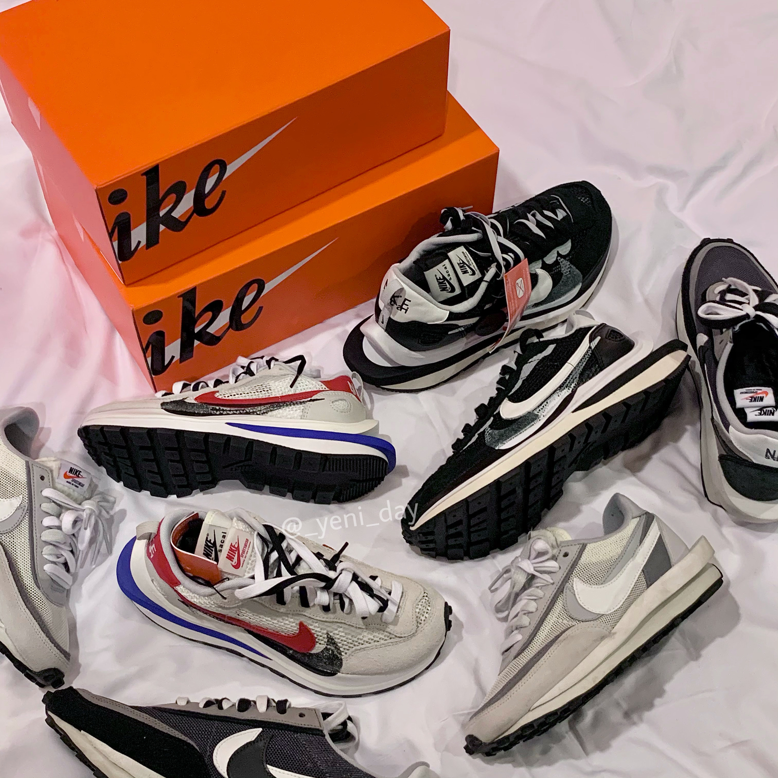 Nike x Sacai VaporWaffle Royal Fuchsia, Nike x Sacai VaporWaffle Black White 착용 스타일