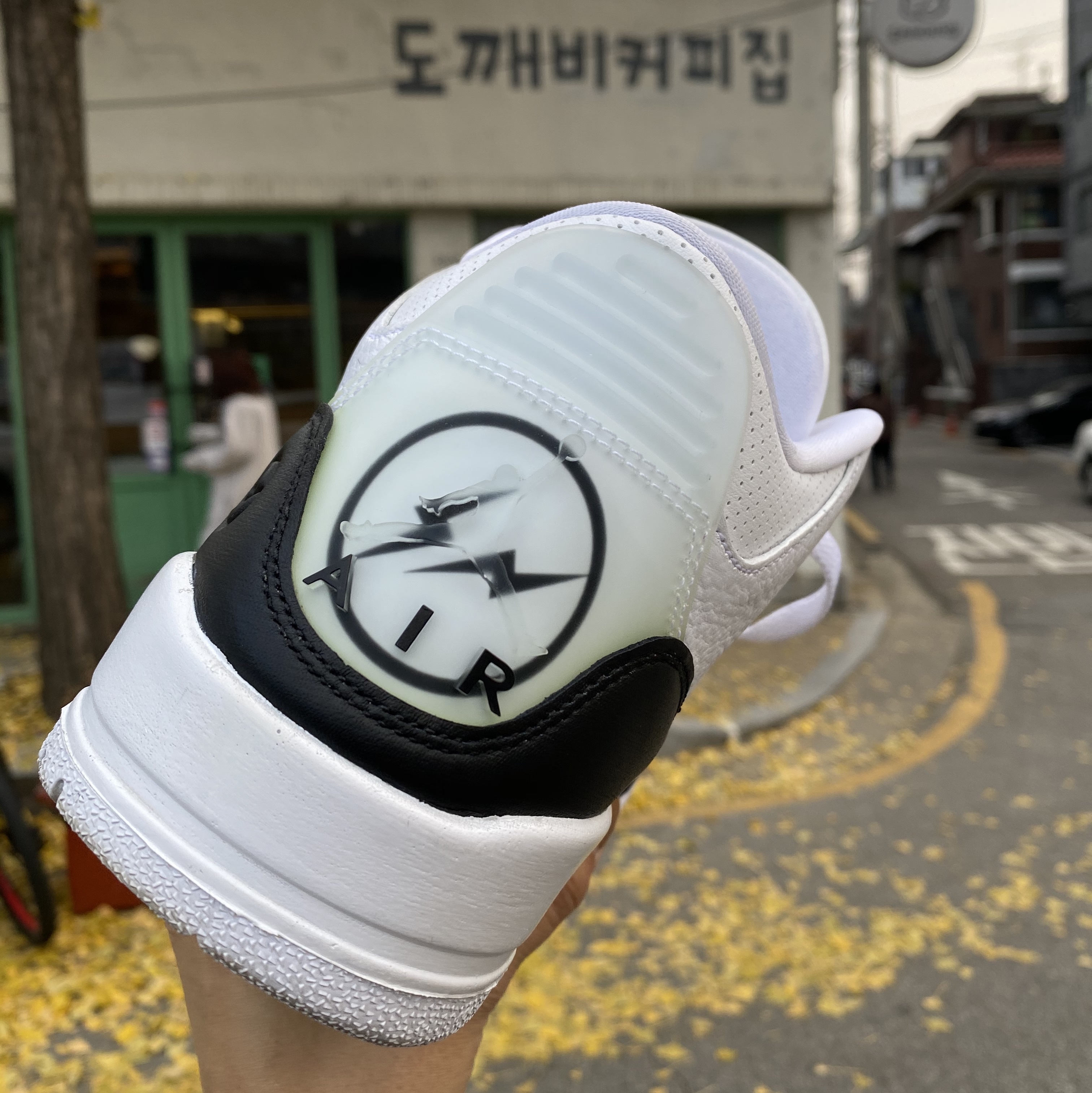 Jordan 3 x Fragment Retro SP White Black 착용 스타일