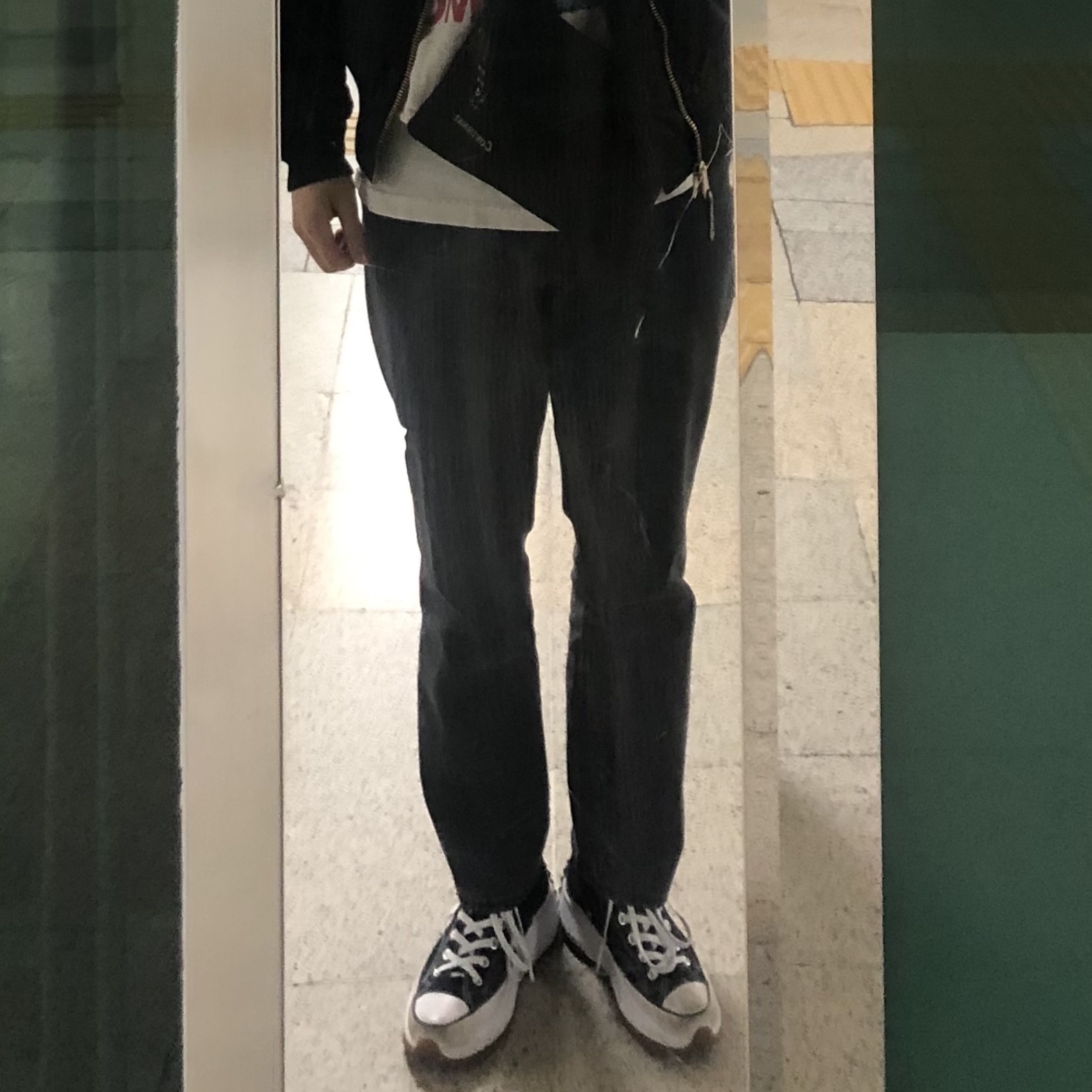 Converse Run Star Hike Hi Black White Gum 착용 스타일